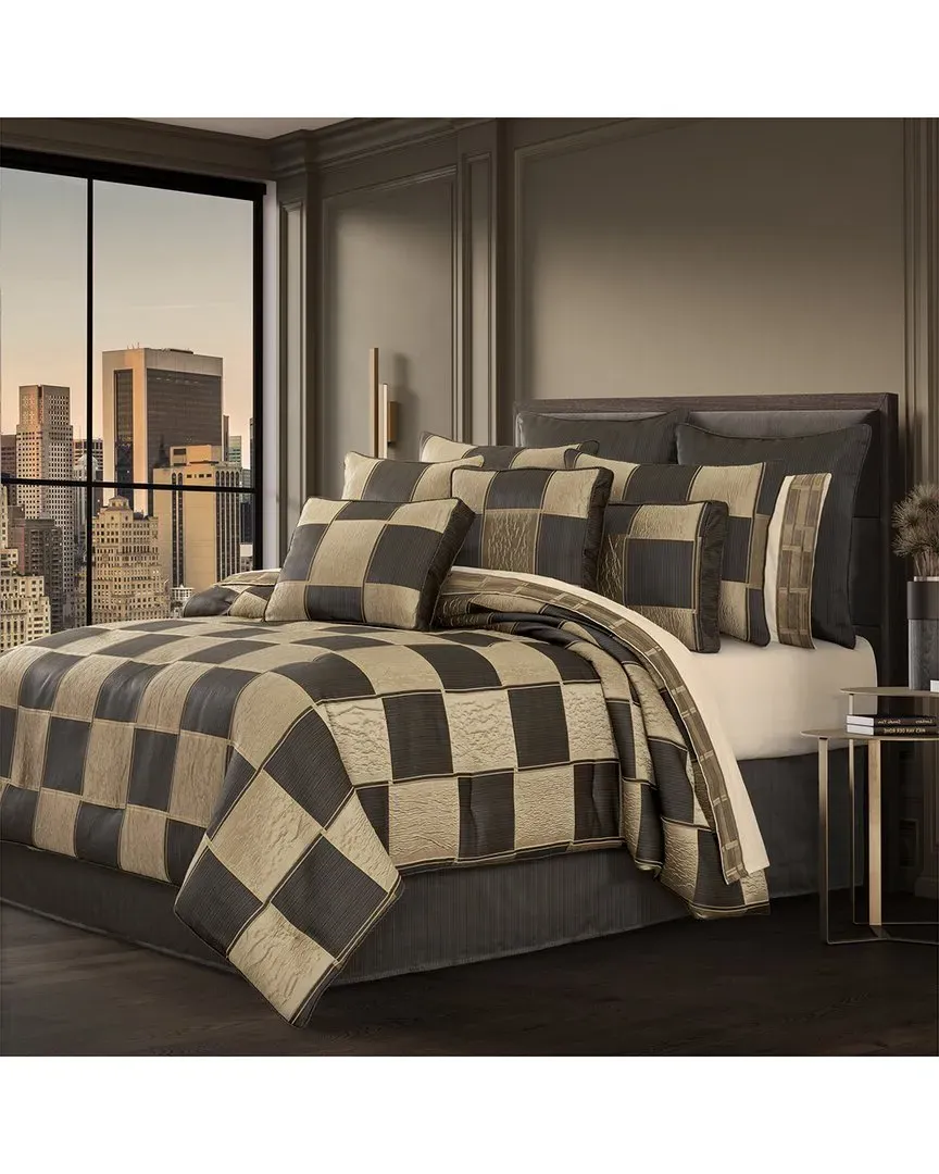 Brando Comforter Set - Bronze