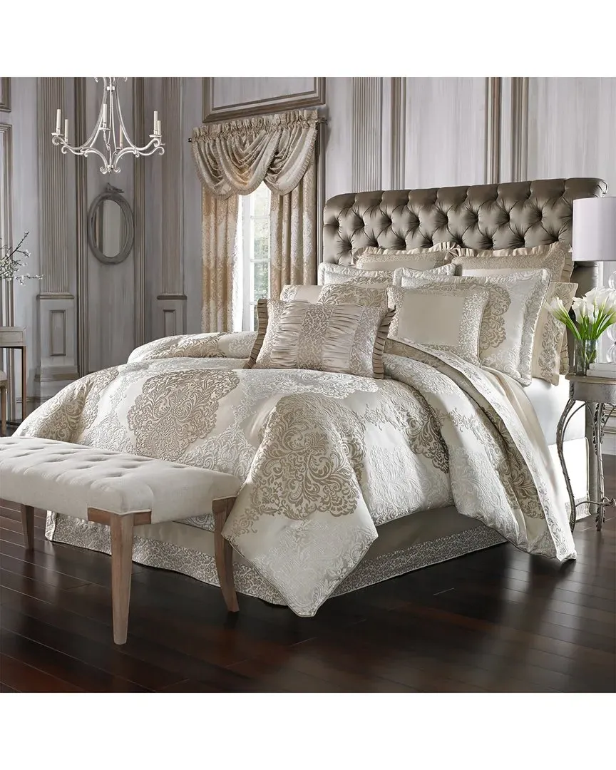 La Scala Comforter Set - Silver