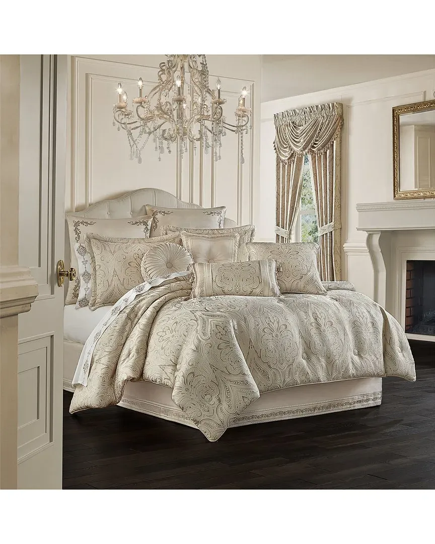 Trinity King Comforter Set - Champagne, Polyester image