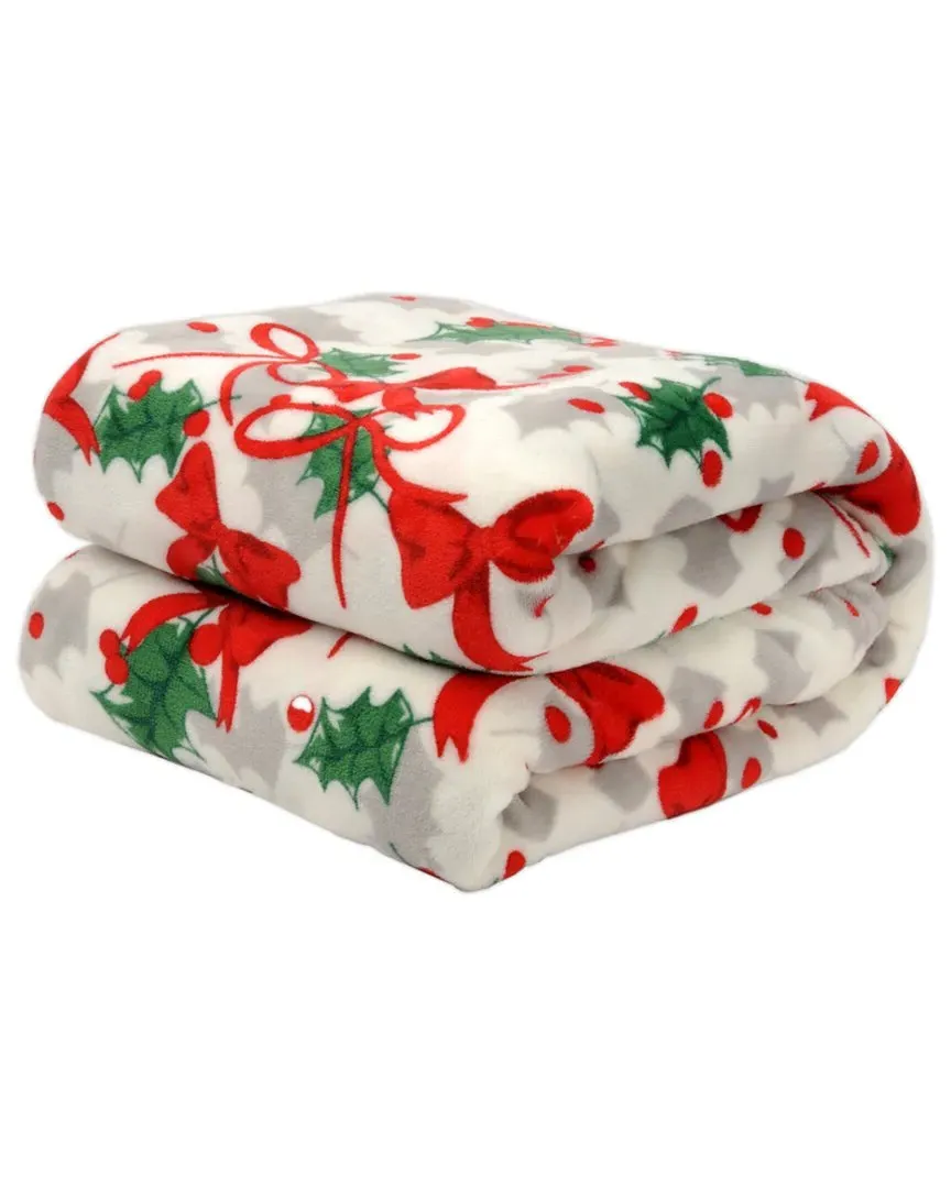 Holiday Print Plush Flannel Throw Blanket - Festive Foliage