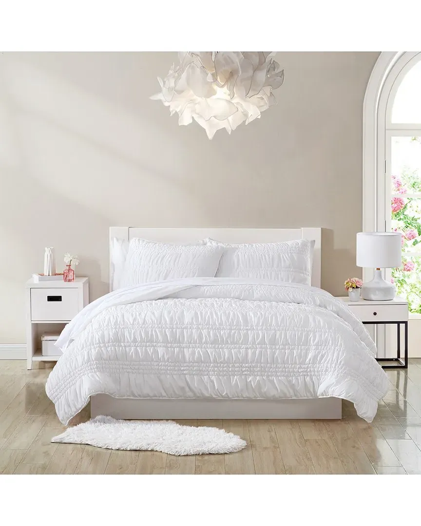 Scrunch Stripe Lightweight Reversible Quilt Set - White image