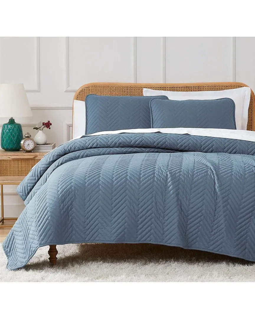 Chevron 3-Piece Quilt and Sham Set - Blue, Microfiber image