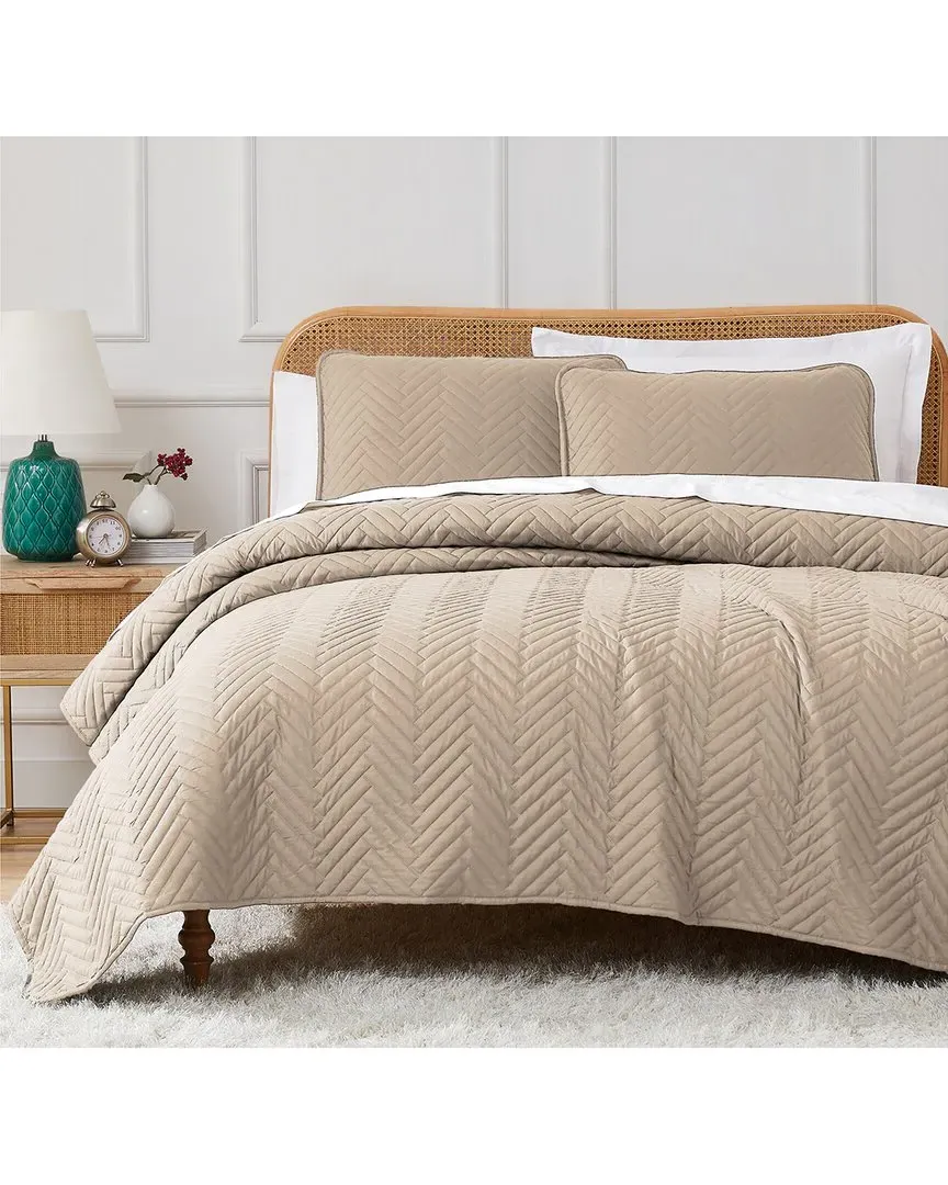 Chevron Twin Quilt and Sham Set - Sand, Microfiber