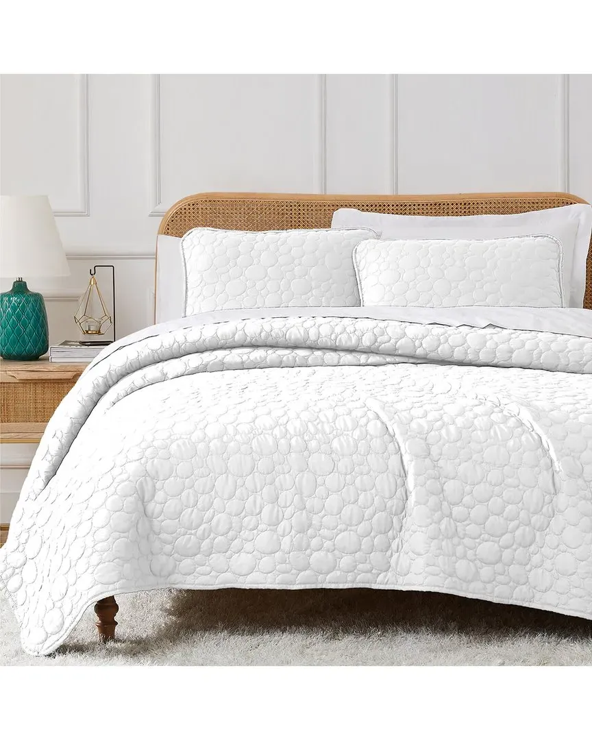 Pebbles Quilt and Sham Set - White, Microfiber