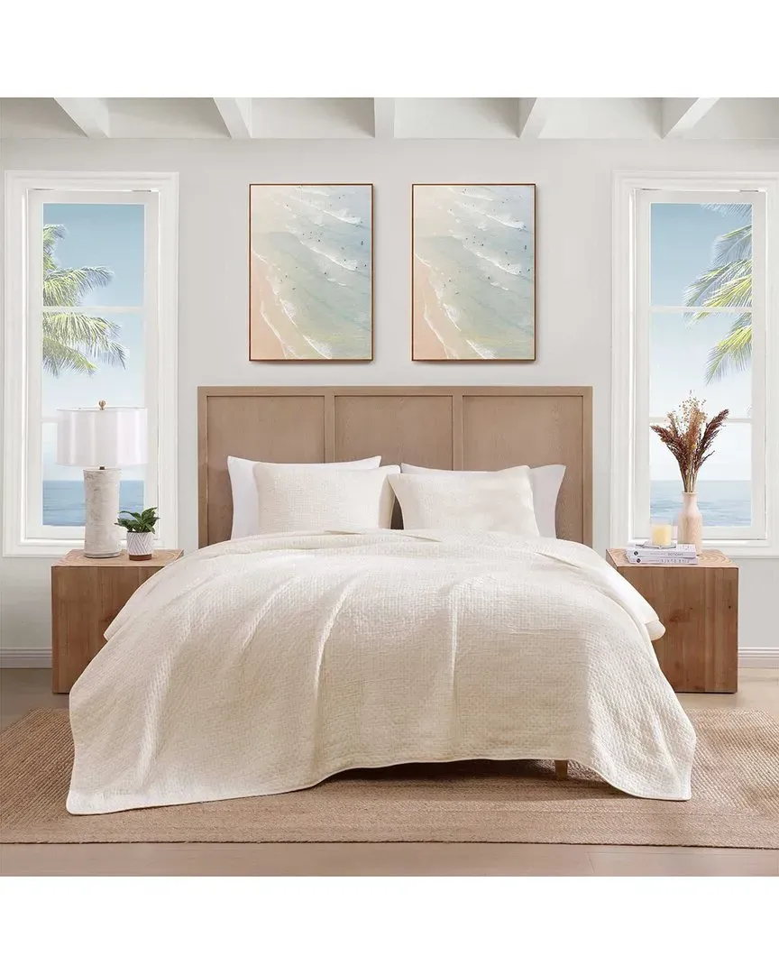 Ventura Solid Matelassé Cotton Percale Quilt - Ivory image