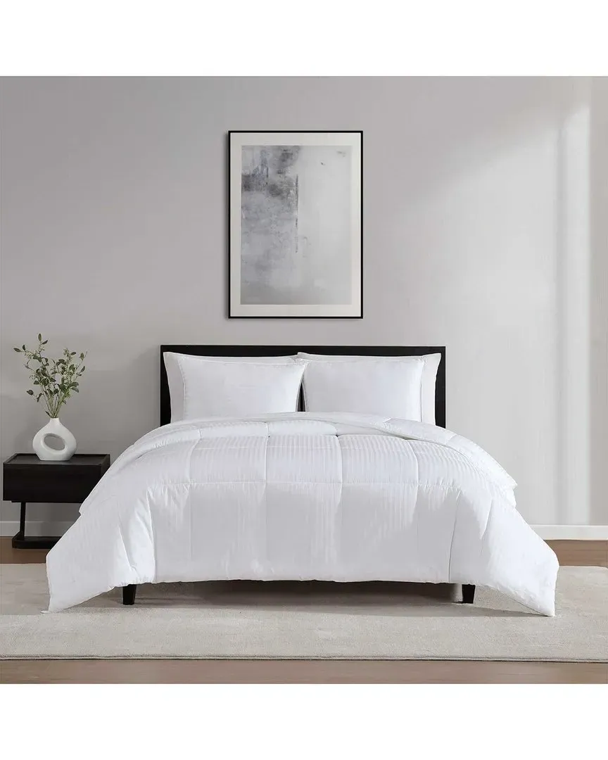 VW Signature 400 Thread Count Cotton Utility Comforter - White