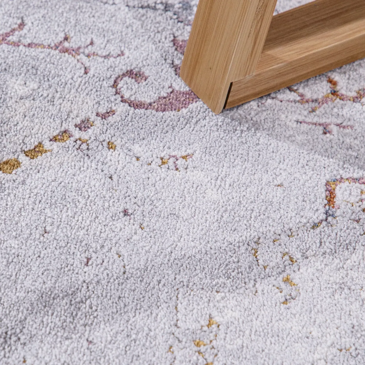 Calavia Short Pile Rug - Multicolored image