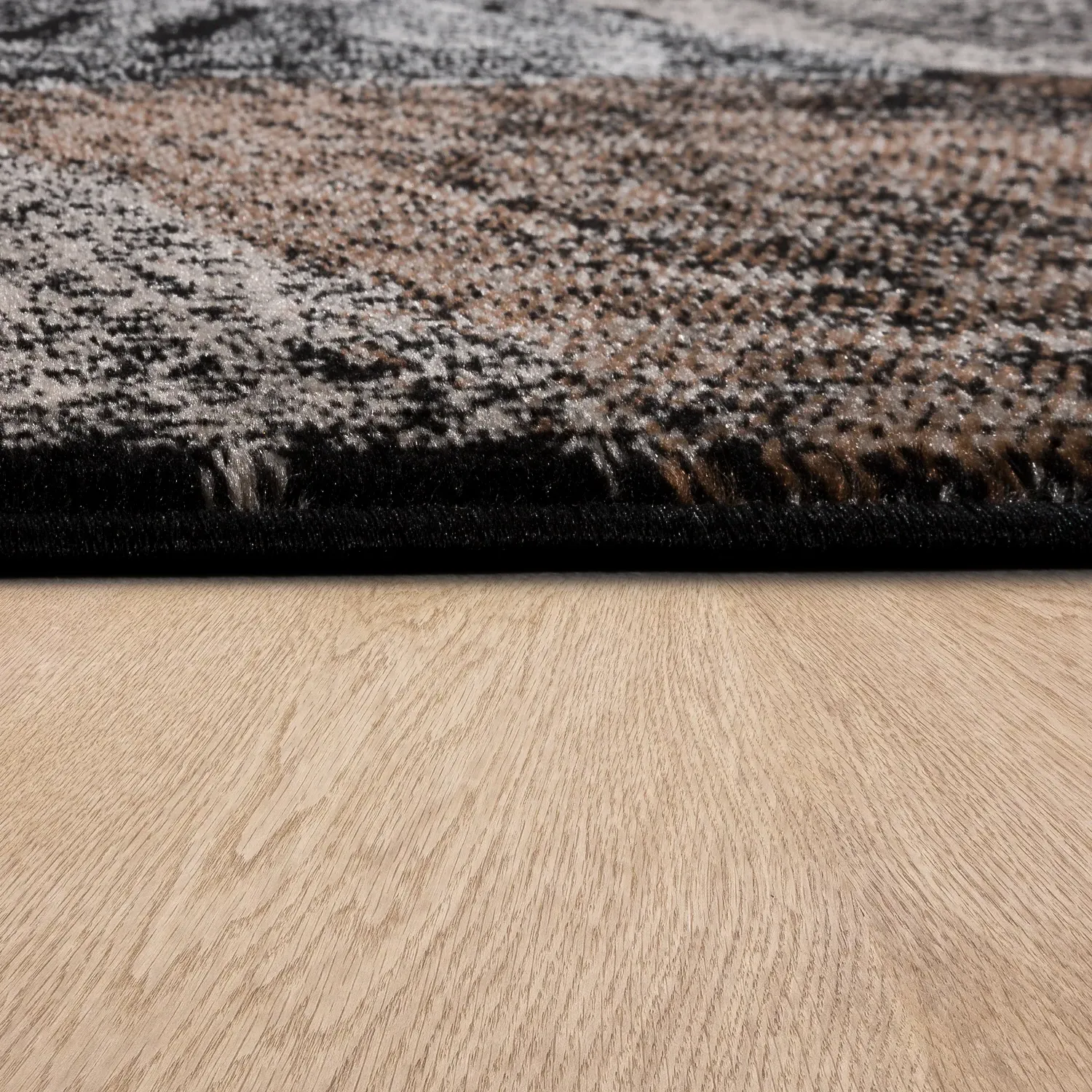 Metropolis Geometric Rug - Brown product
