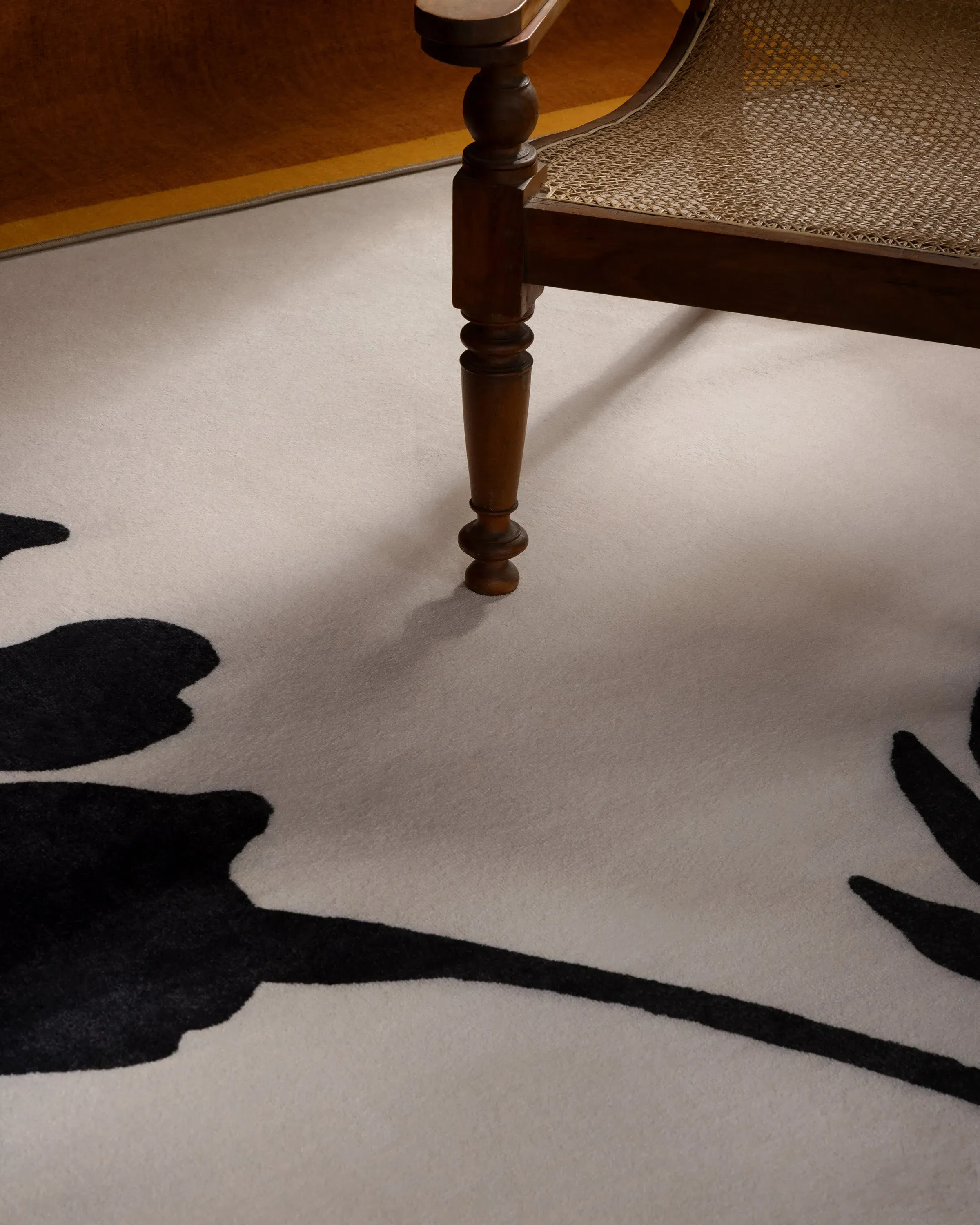 185cm Round Area Rug - Ivory & Charcoal