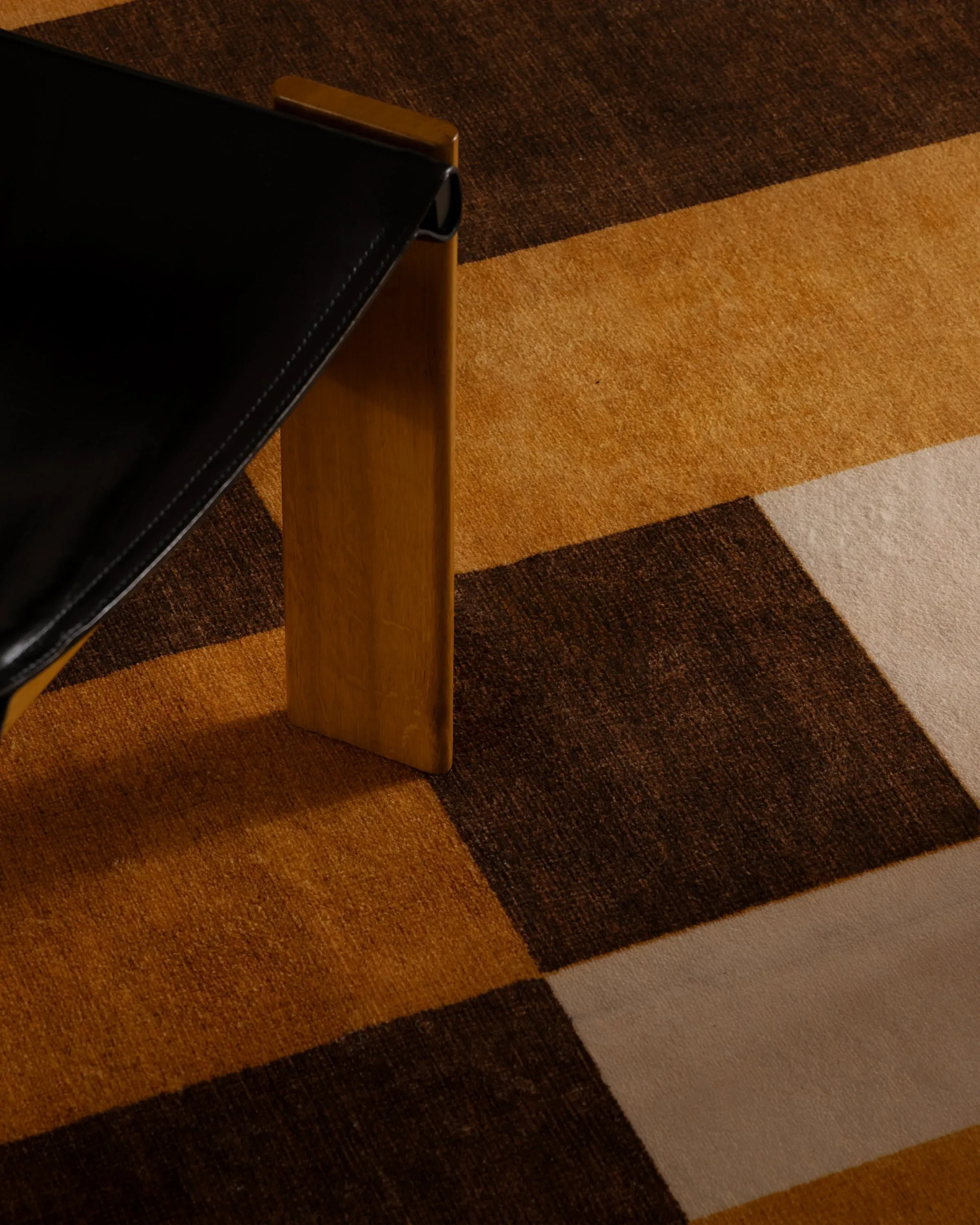 Medium Area Rug Machine Washable - Ochre