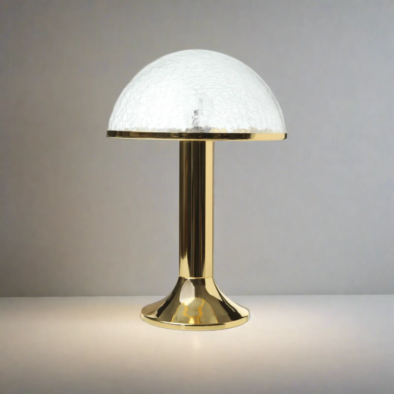 medusa-table-lamp-gold image