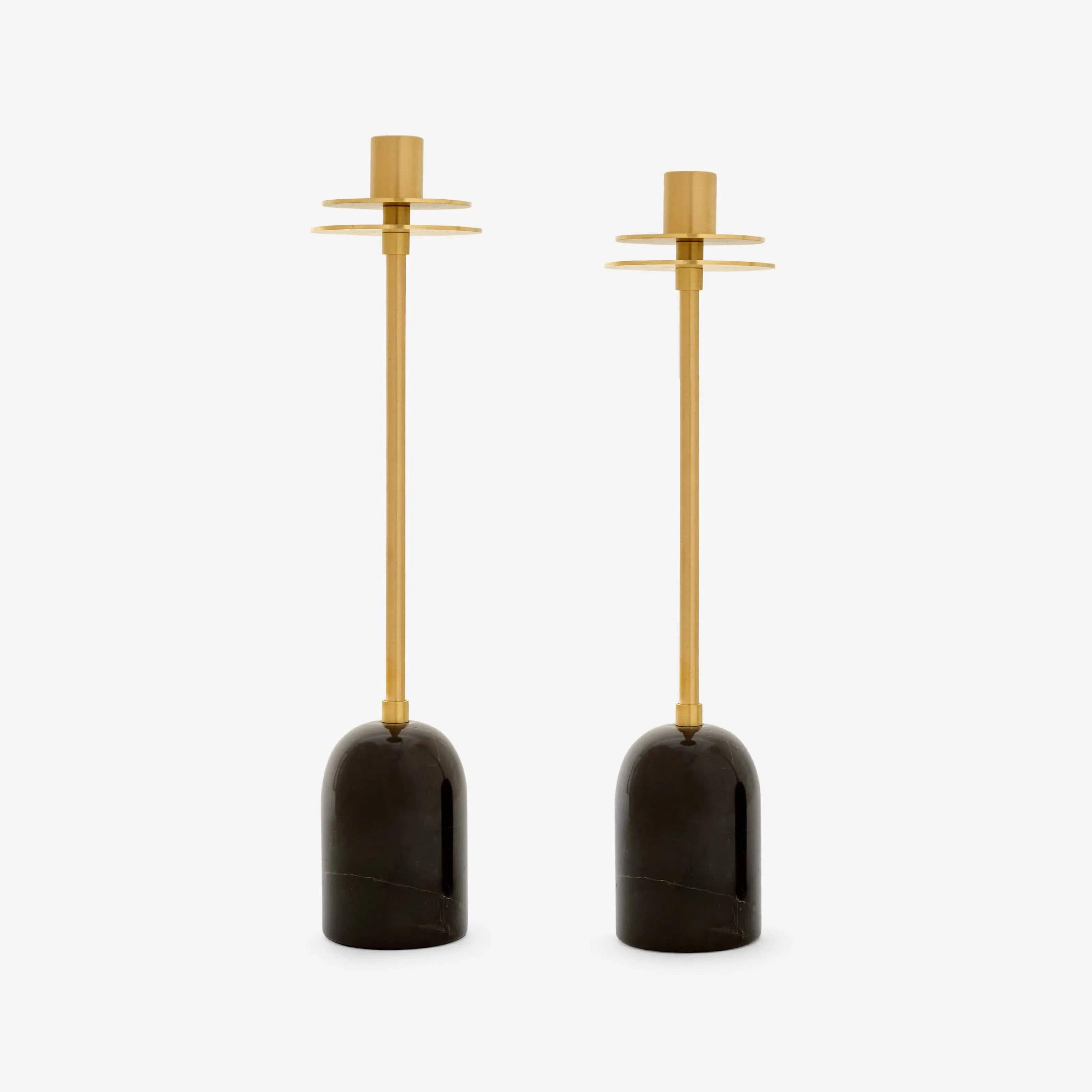 ola-set-of-2-candle-holders-brass-black image