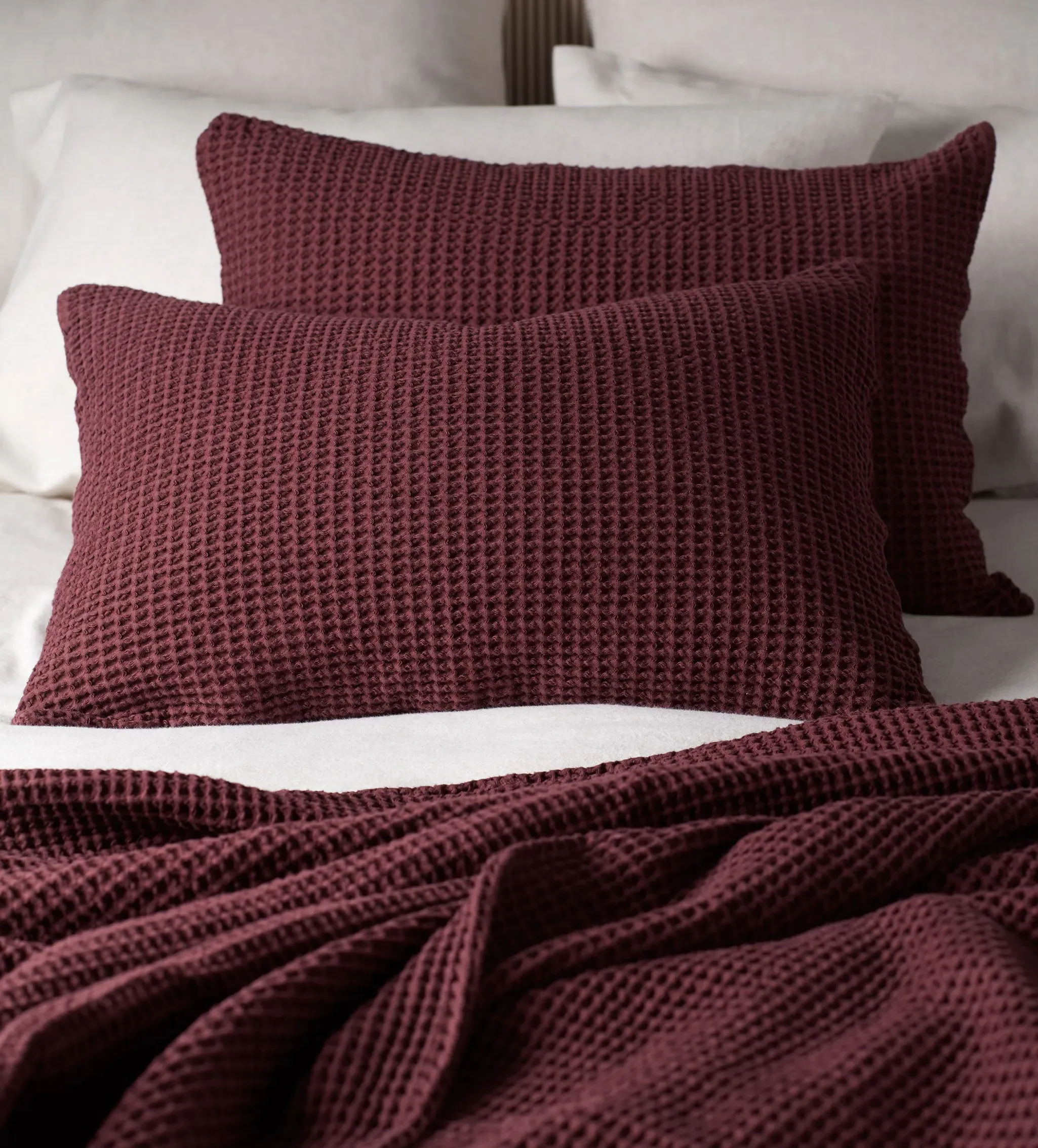 Big Waffle Cushion Cover - Beetroot, Cotton product