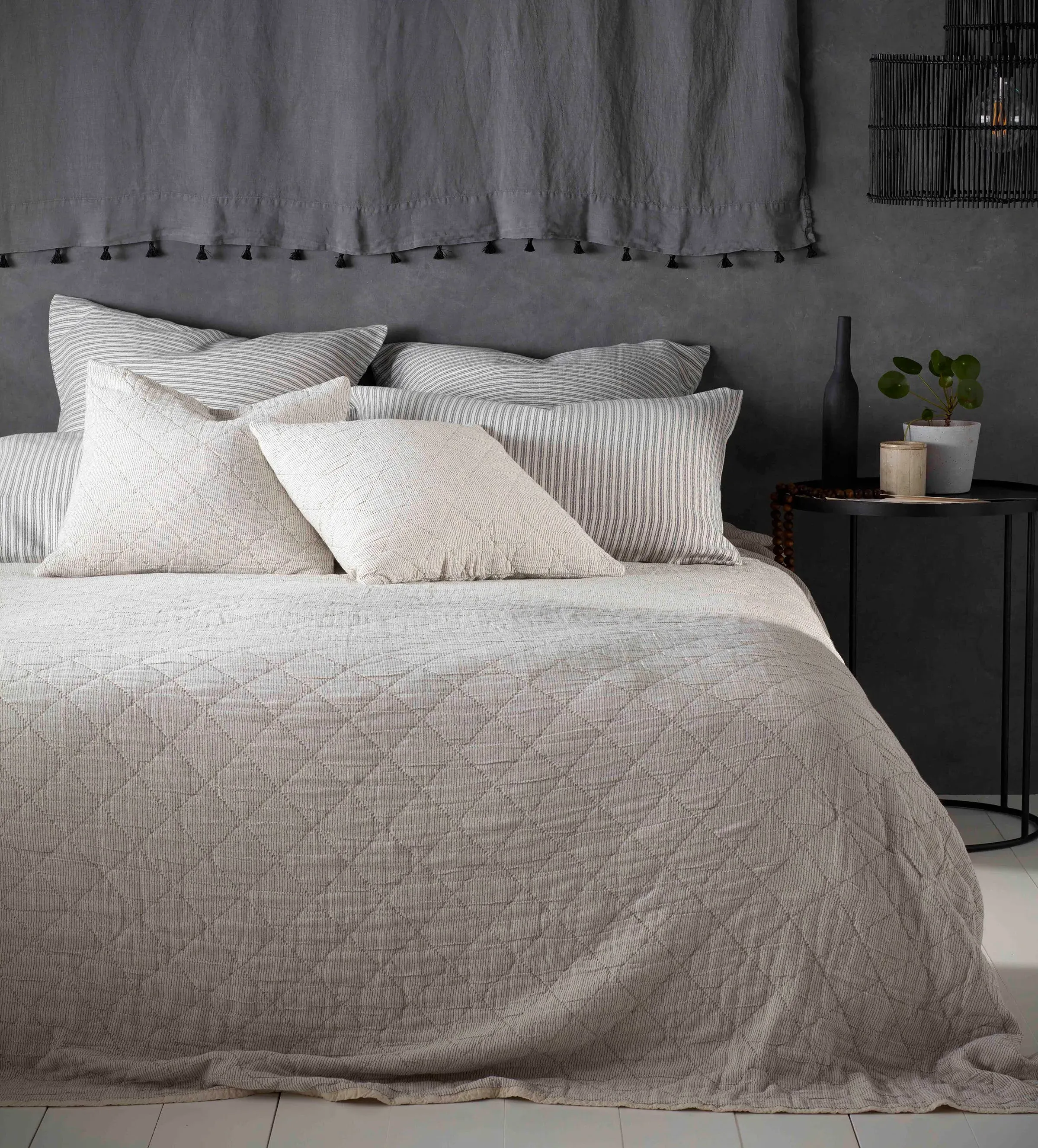 Black & Natural Stripe Quilted Throw - Cotton product