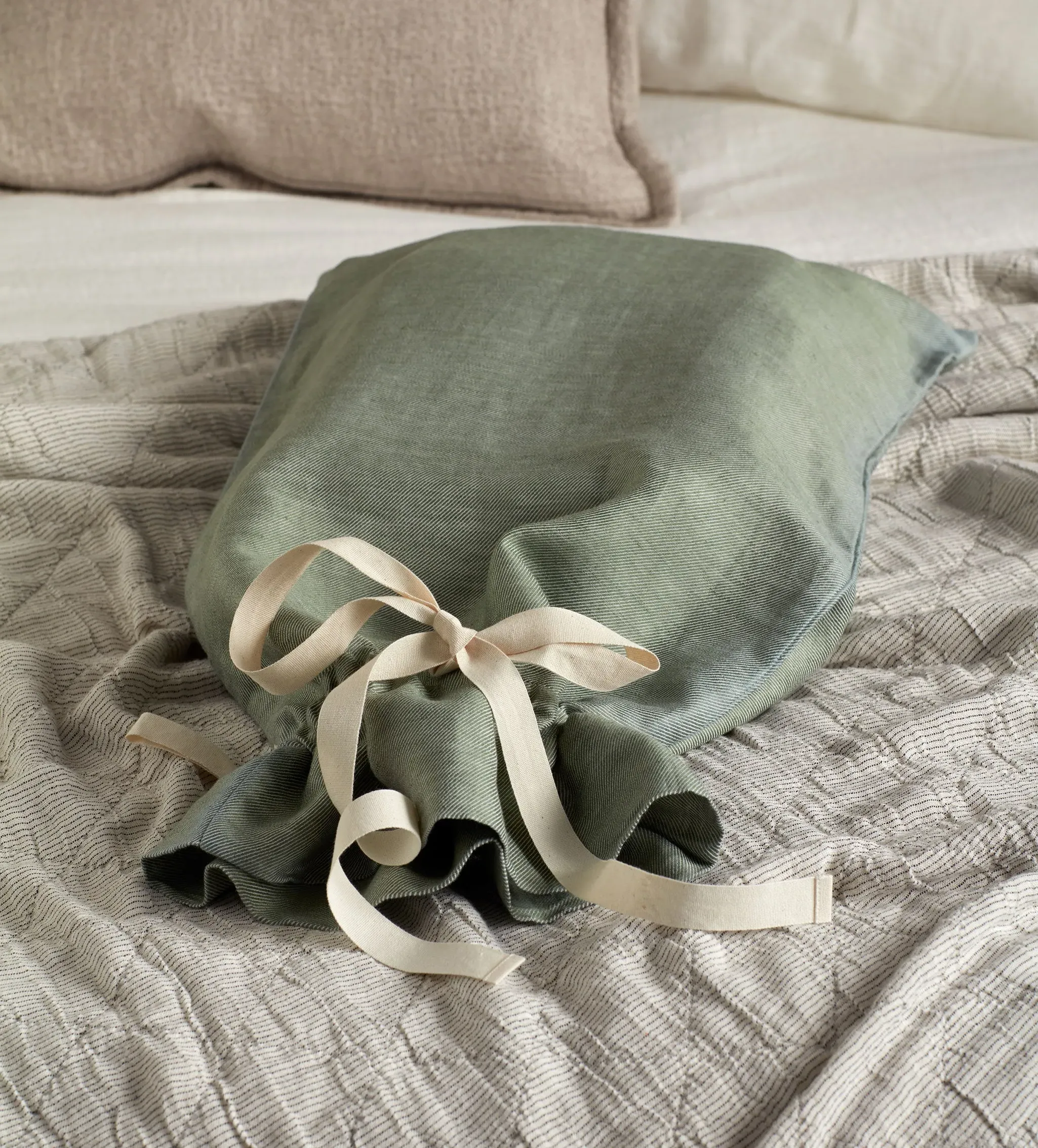Bobby Cotton Linen Storage Bag - Olive Green product