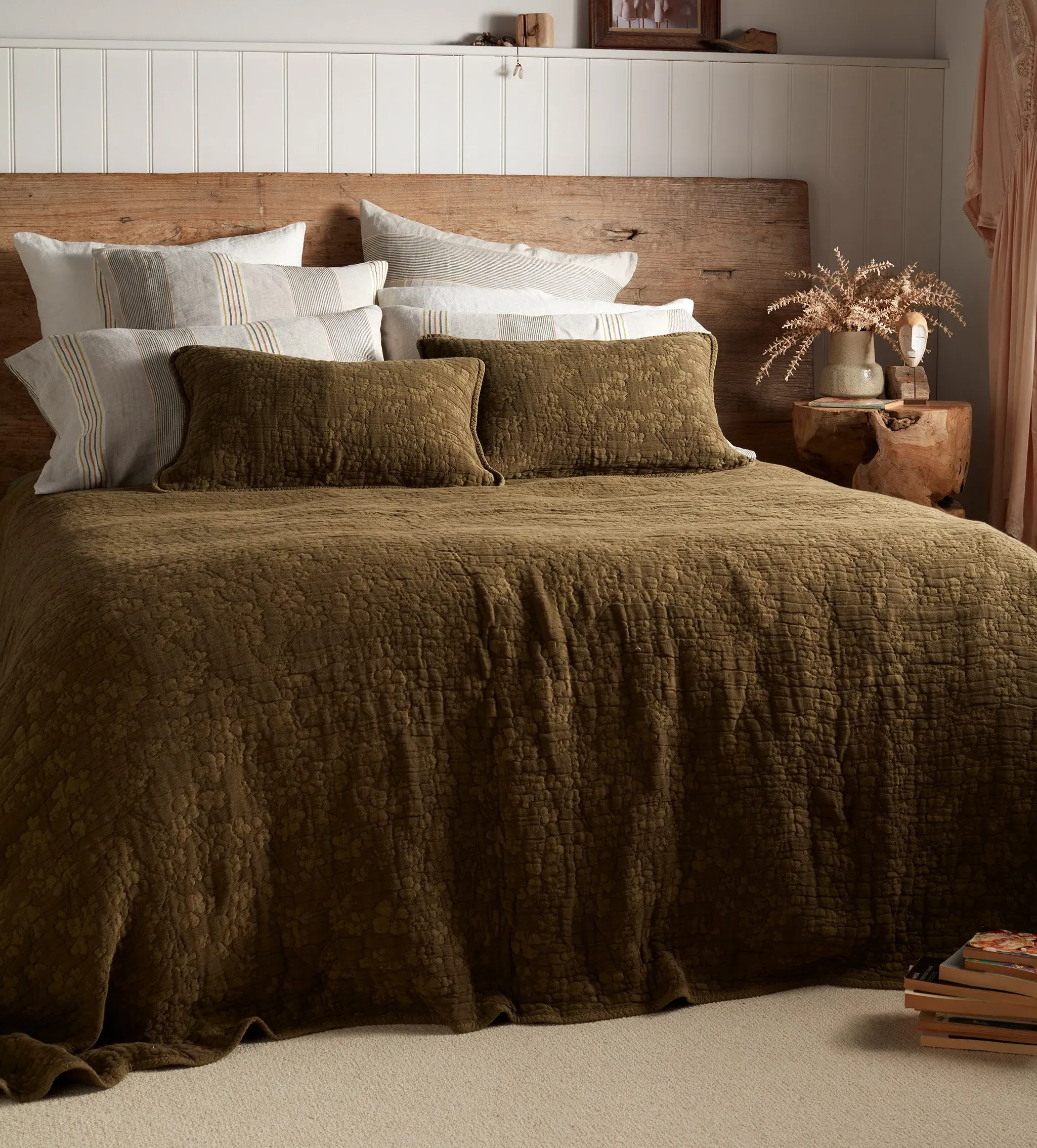 Dark Olive Clover Quilted Throw - Dark Olive, Cotton product