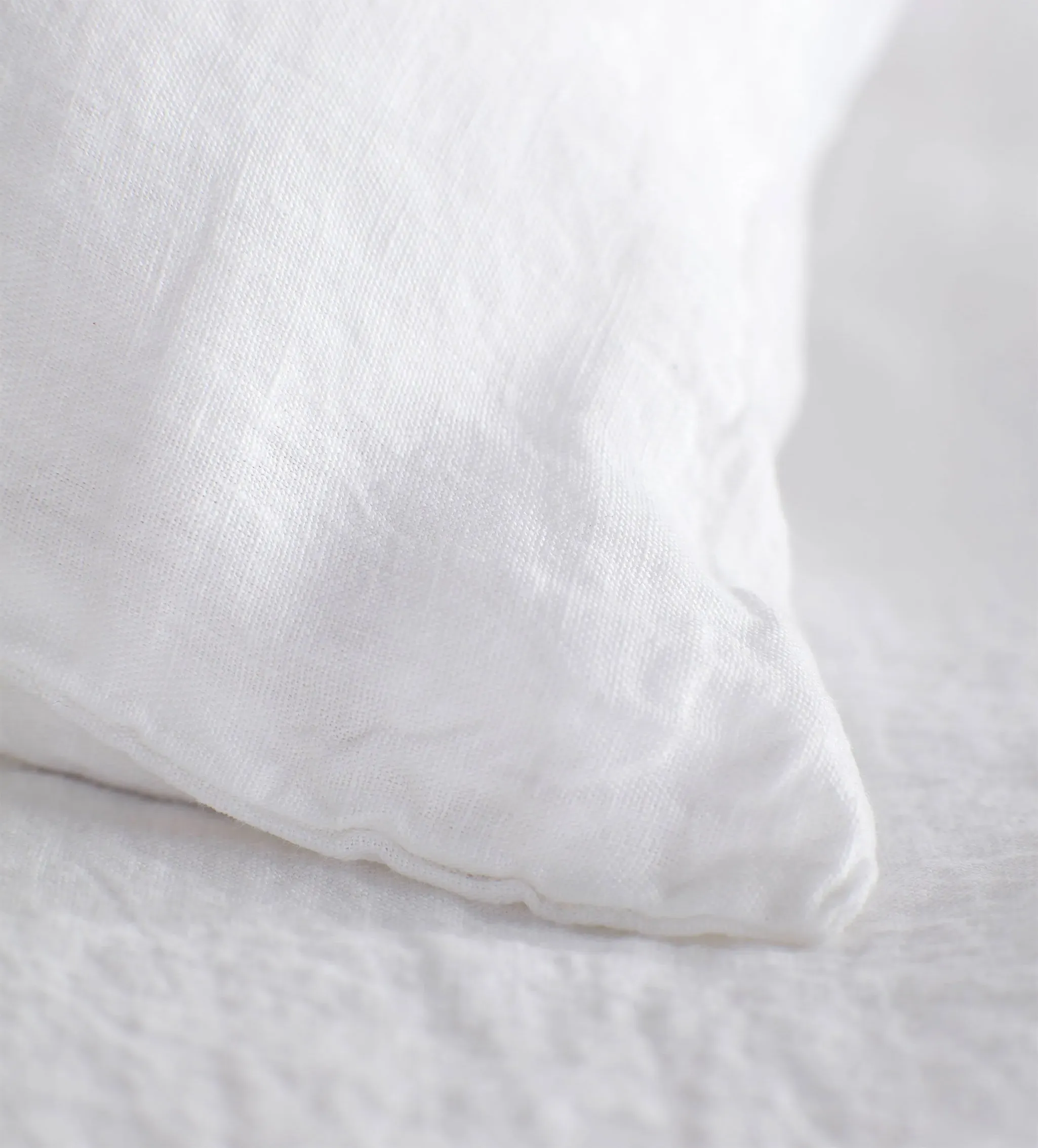 Euro Housewife Pillowcase - White, Linen product