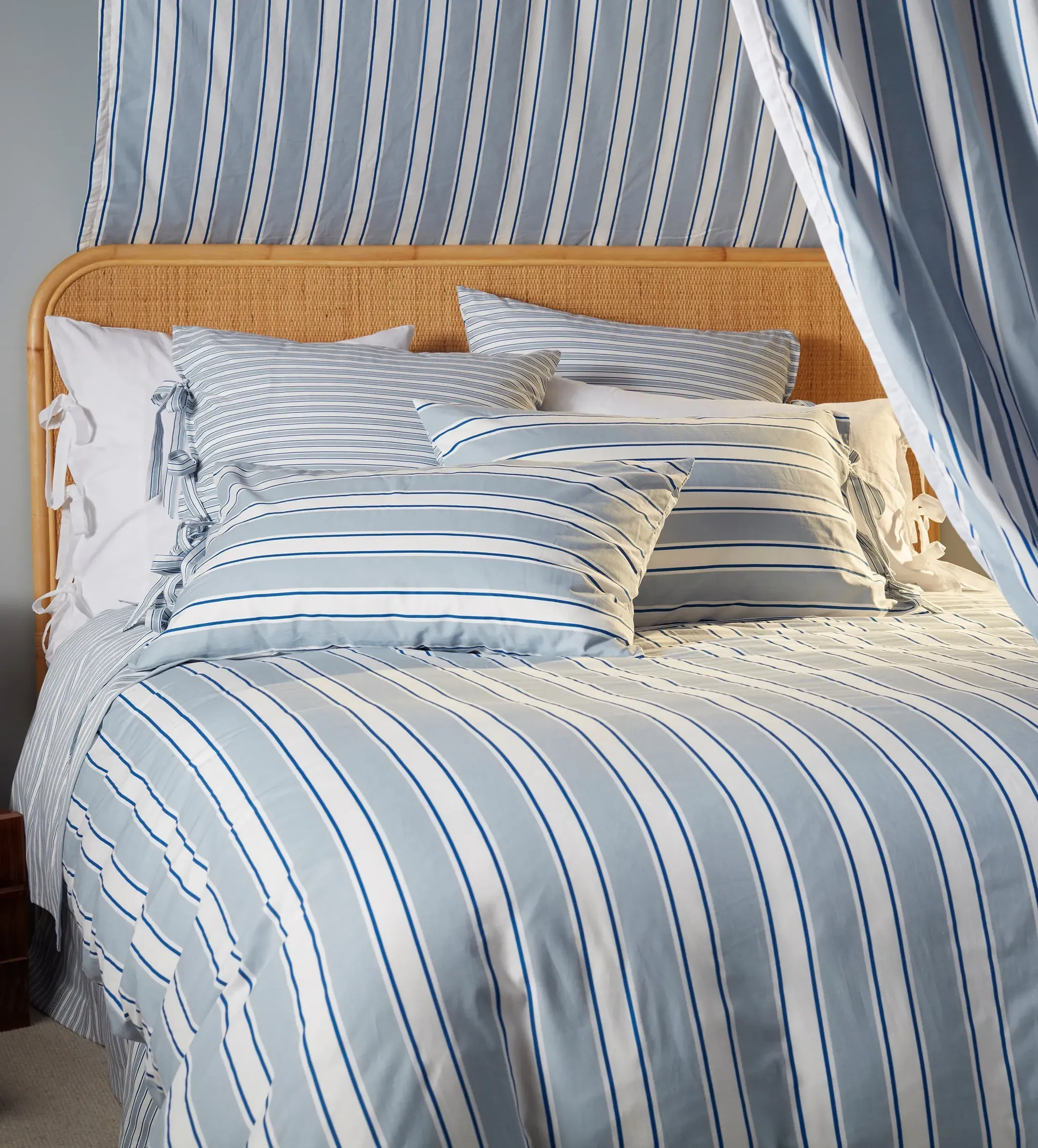Glassette Teddy Stripe Reversible Duvet Cover - Cotton product