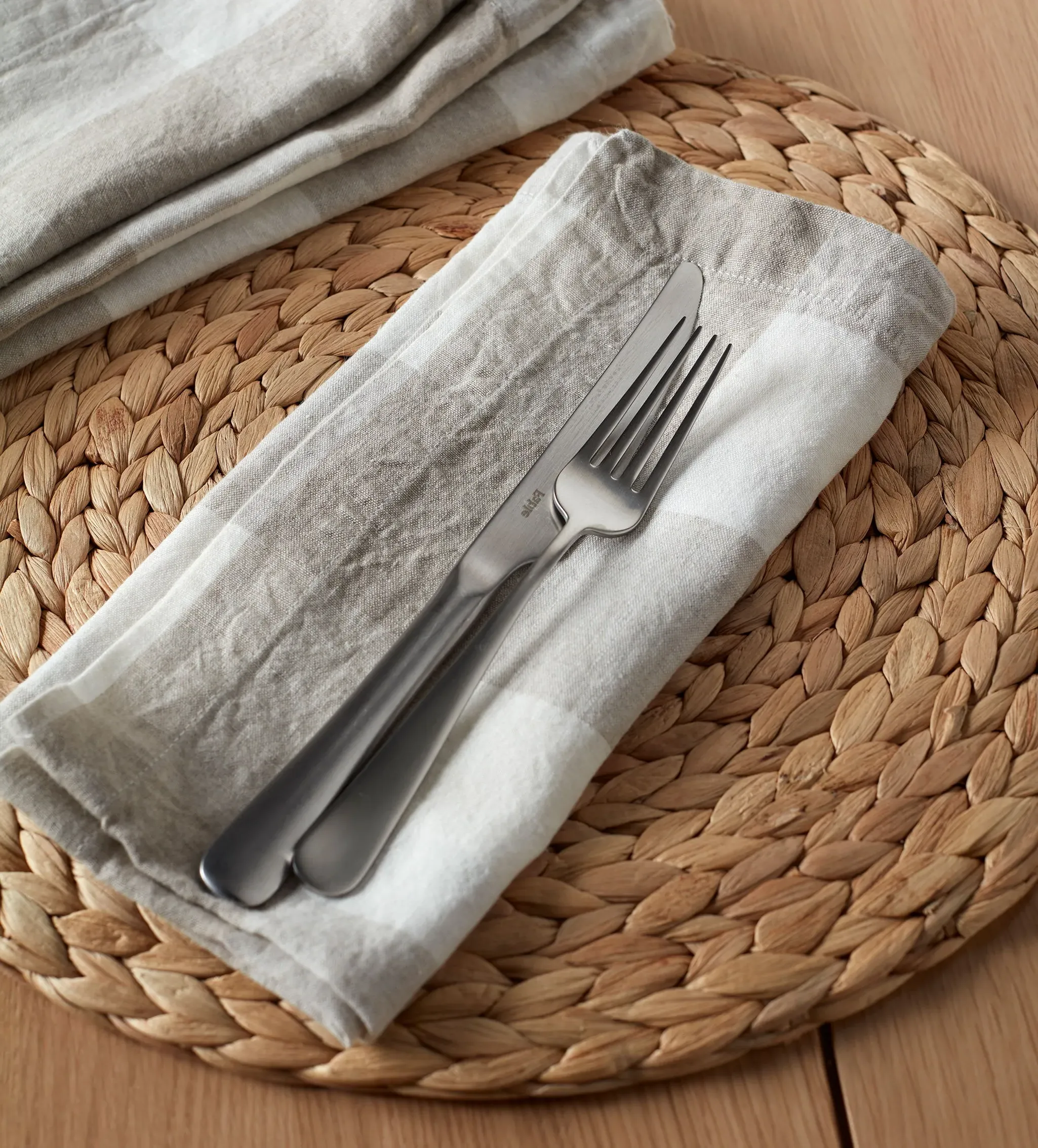 Gracie Gingham Napkins Set of 4 - Natural, Linen product