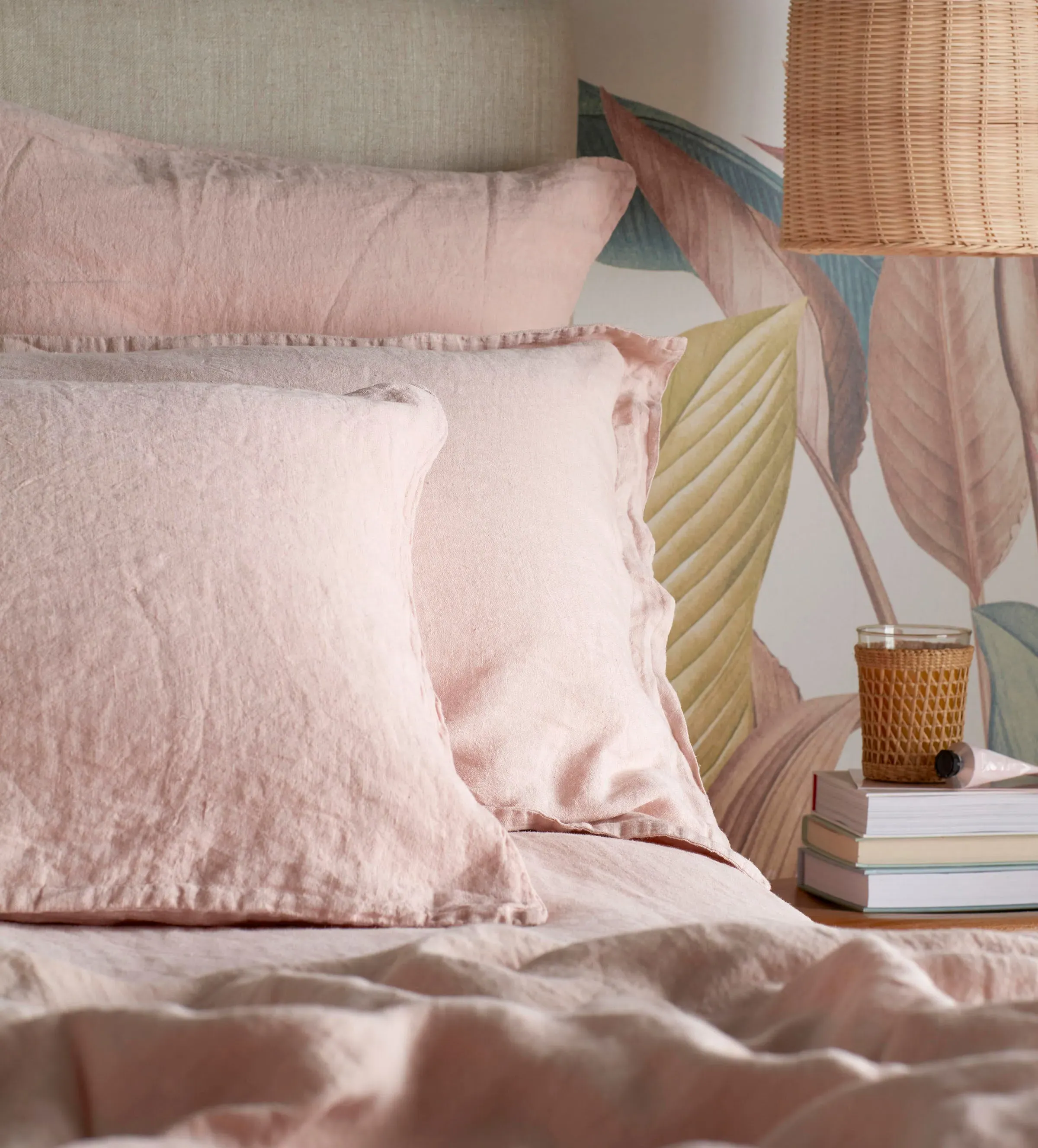 Housewife Pillowcase - Blush Pink, Linen product