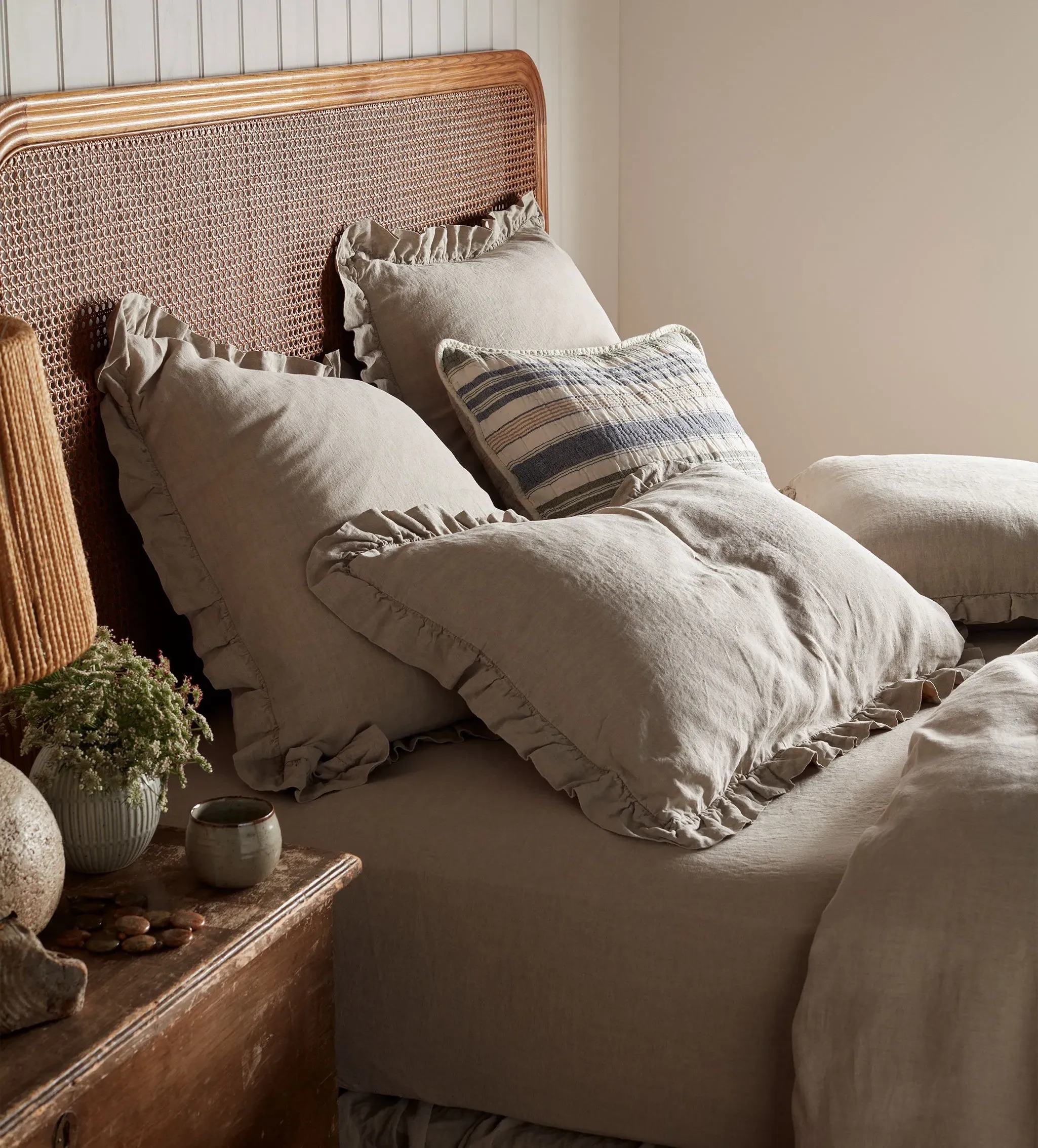 Linen Frill Pillowcase - Natural, Linen product
