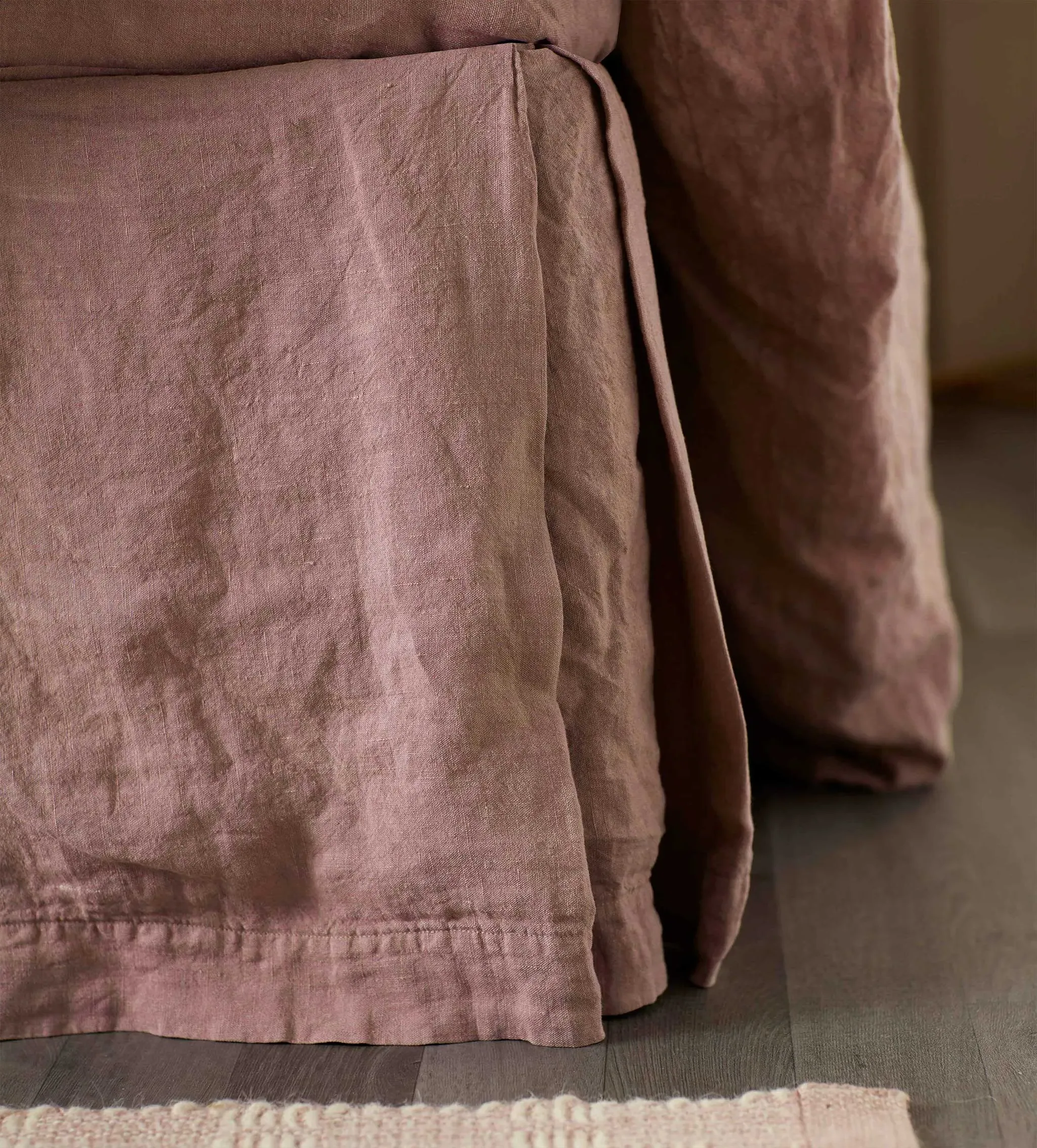 Linen Valance with Box Pleat Corners - Vintage Rose product