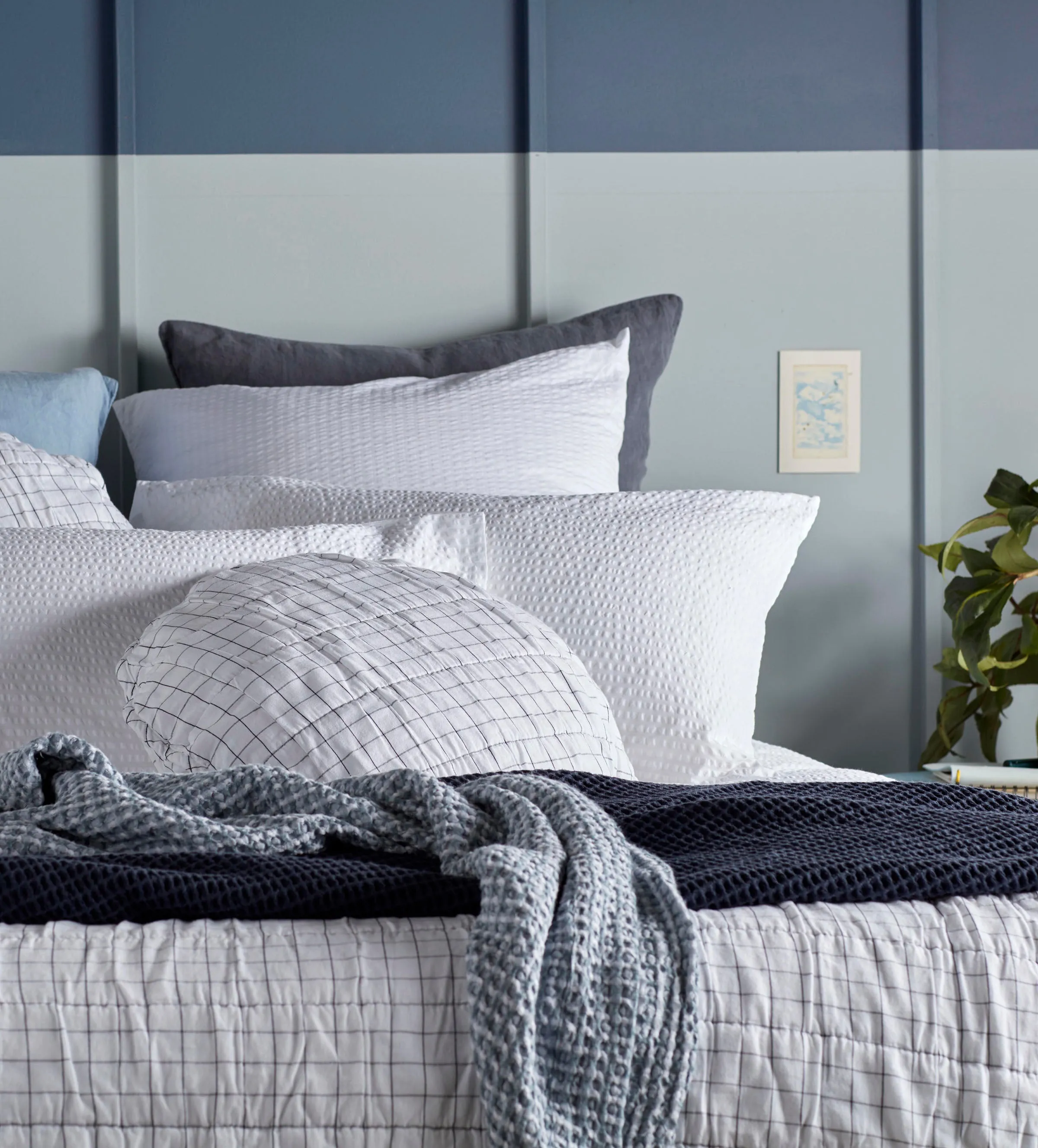 Seersucker Housewife Pillowcase - White, Cotton product