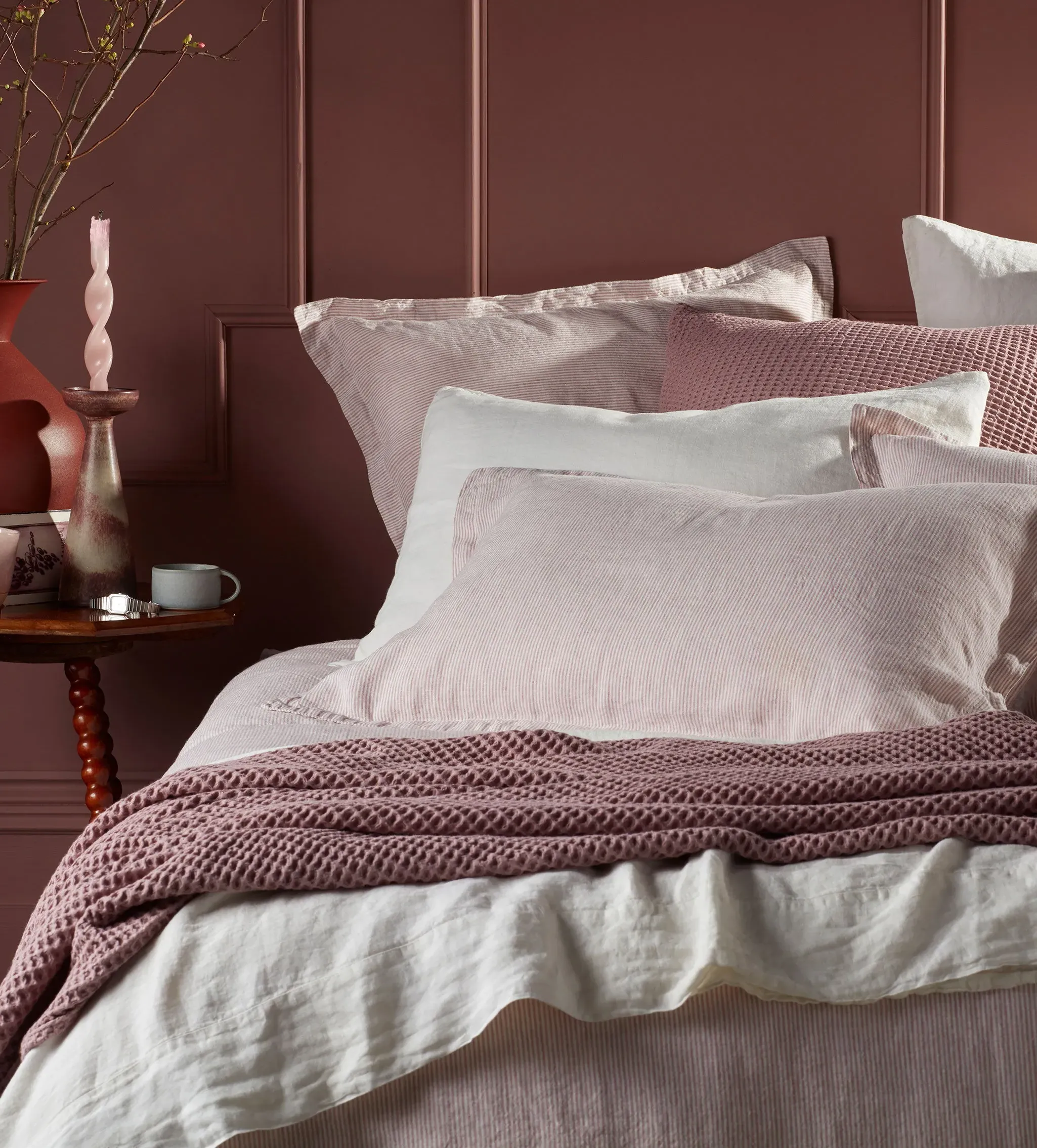 Sid Stripe Oxford Pillowcase - Vintage Rose, Linen product