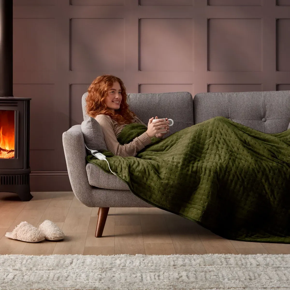 Heated Throw with 3 Settings - Red, Fleece image
