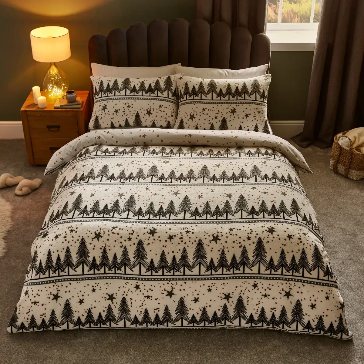 Nordic Christmas Trees Gold Stars Super King Duvet Set product