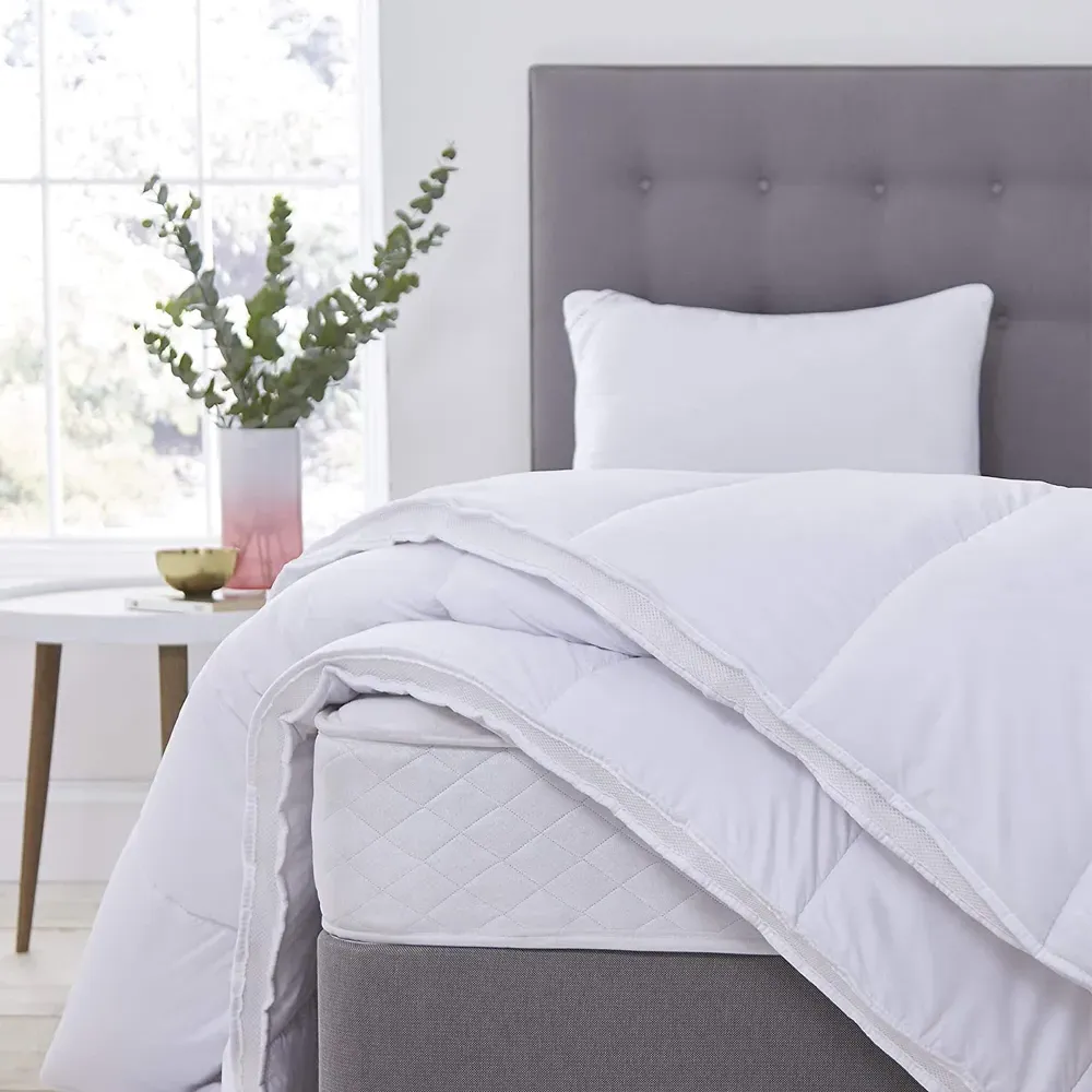Single Duvet with Air Mesh - White, Synthetic image