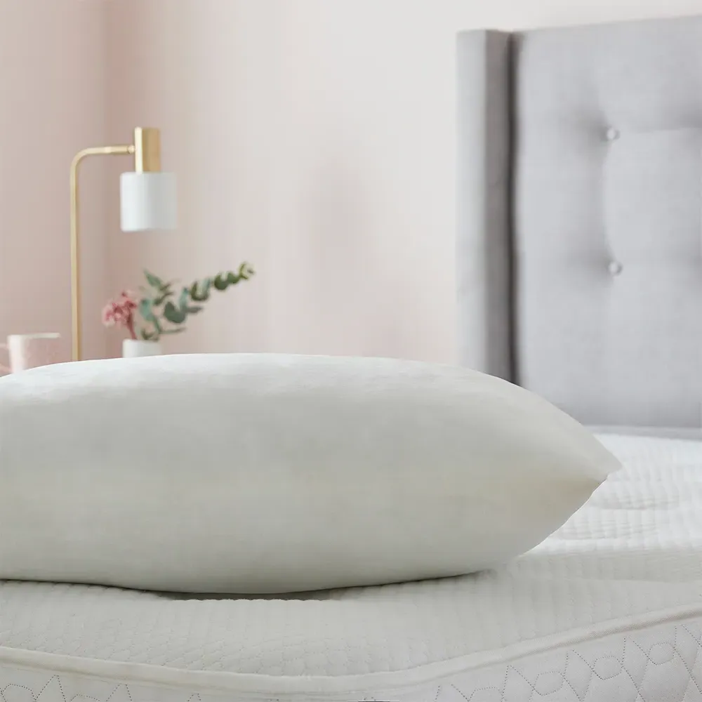 Squishy Pillow - DuPont Cluster Fibre product
