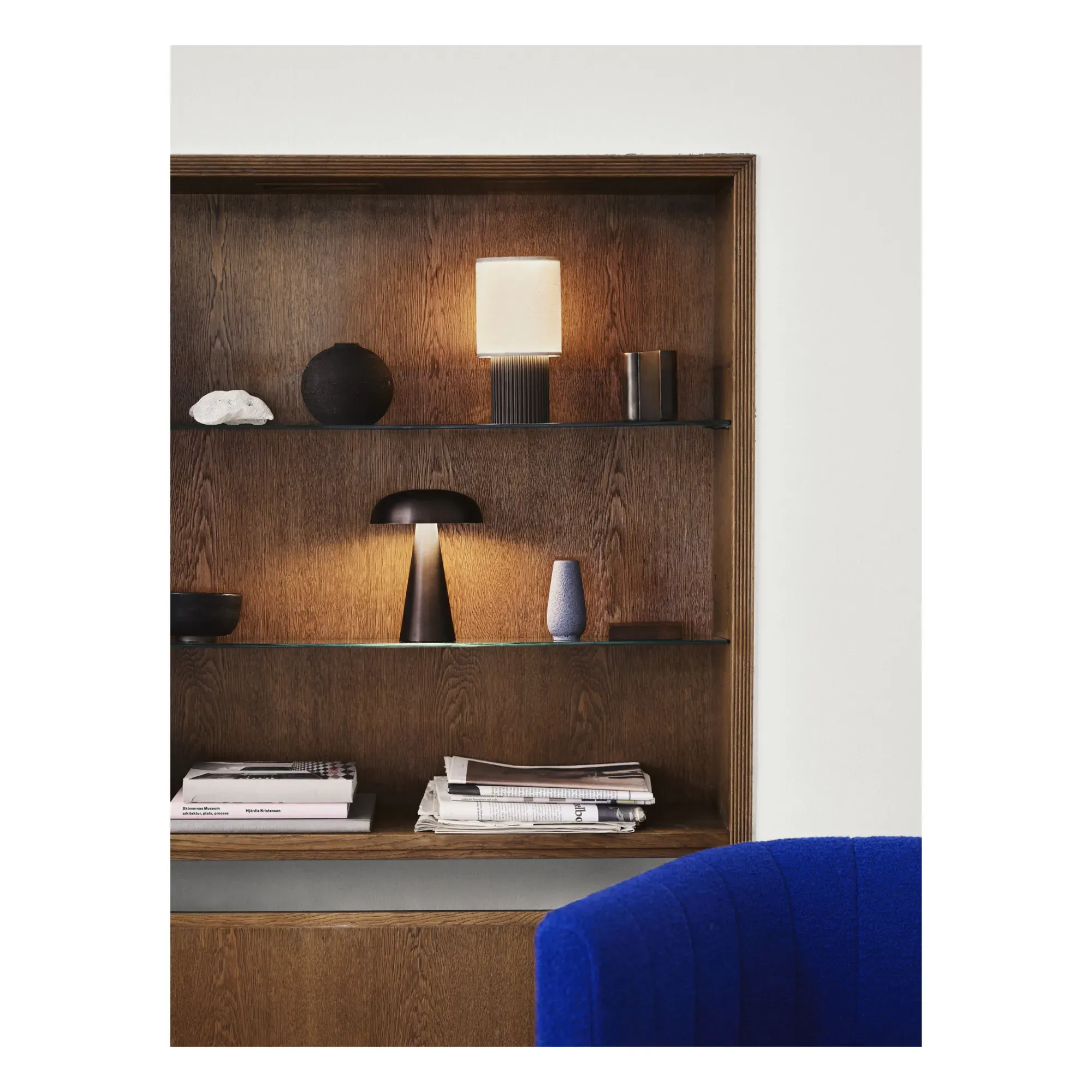 Manhattan Portable Table Lamp - Bronze, Aluminium alternate view