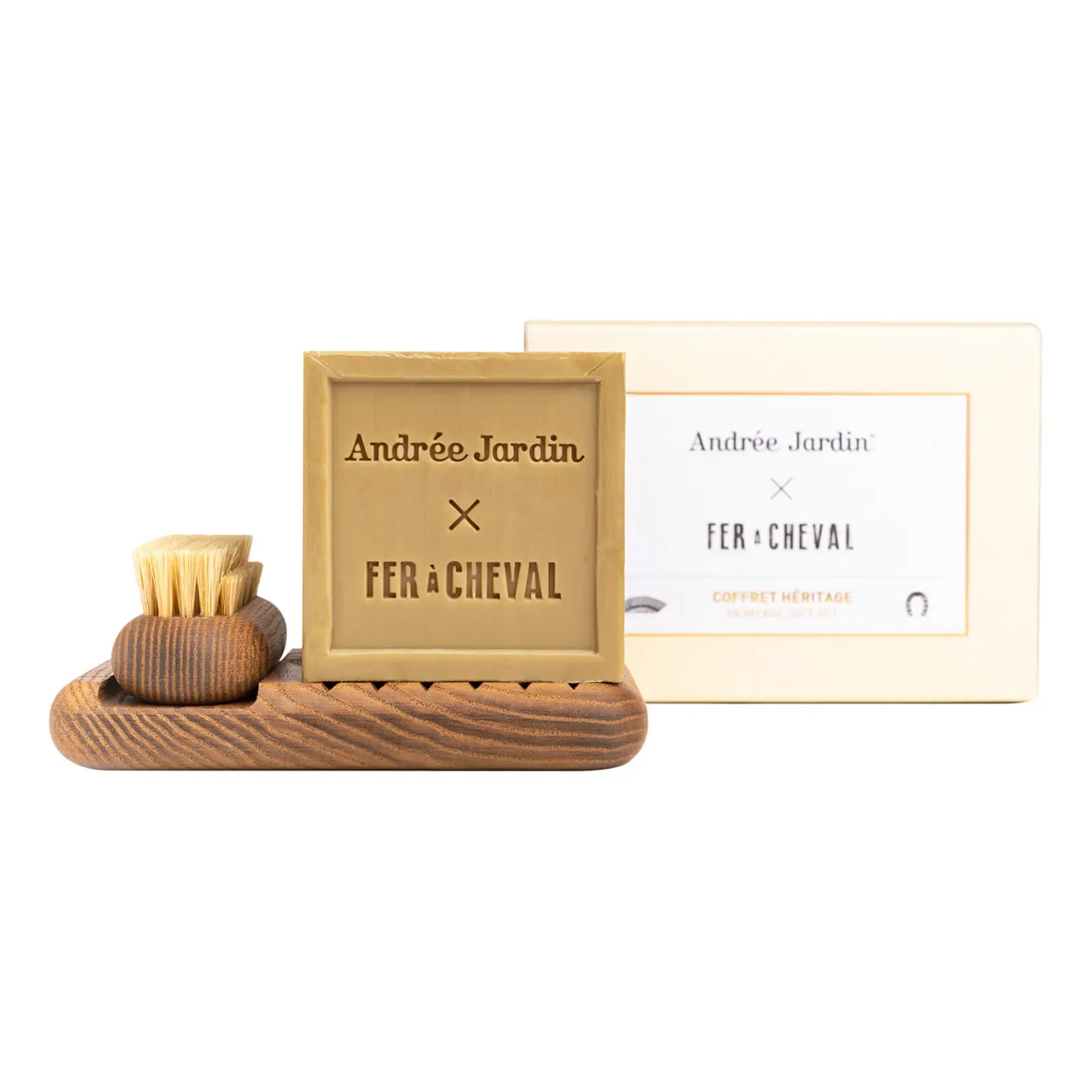 Fer à Cheval Soap and Brush Set - Natural, Ash Wood product