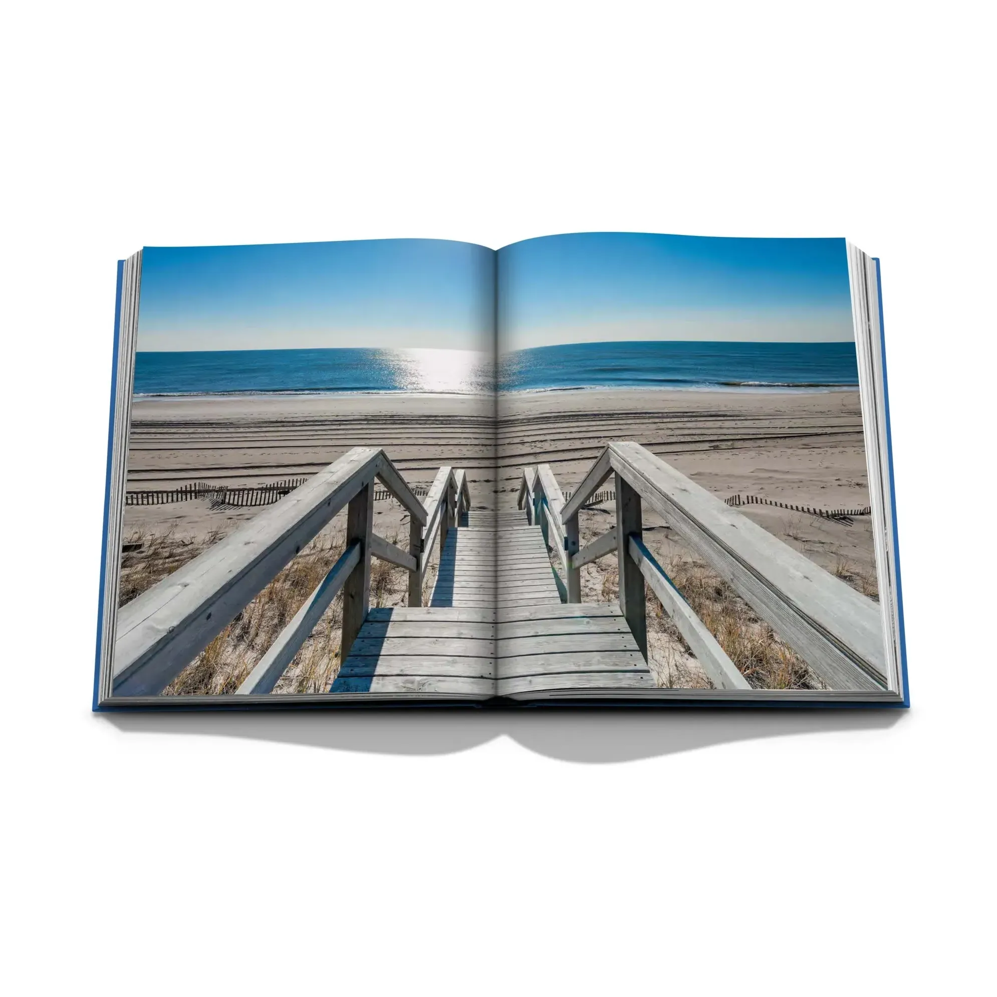 Hamptons Private Hardcover Book - Multicoloured, Linen alternate view