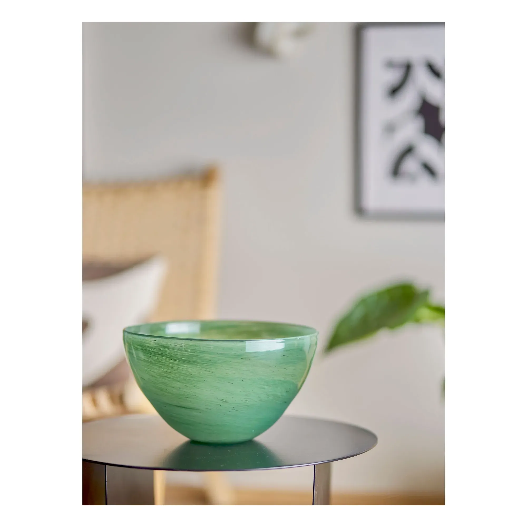 Esmaralda Round Glass Bowl - Green alternate view