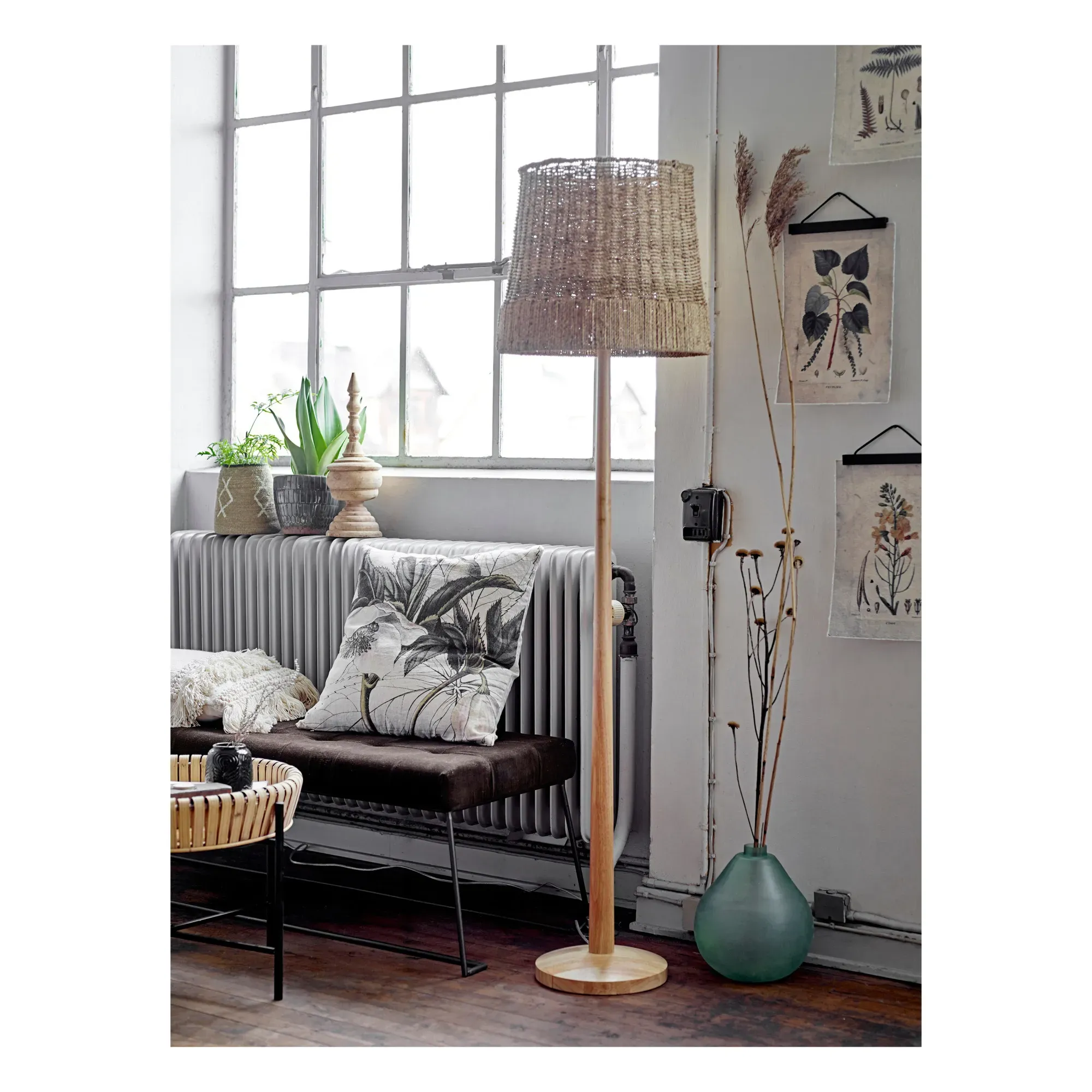 Kakasi Floor Lamp - Natural, Rattan alternate view