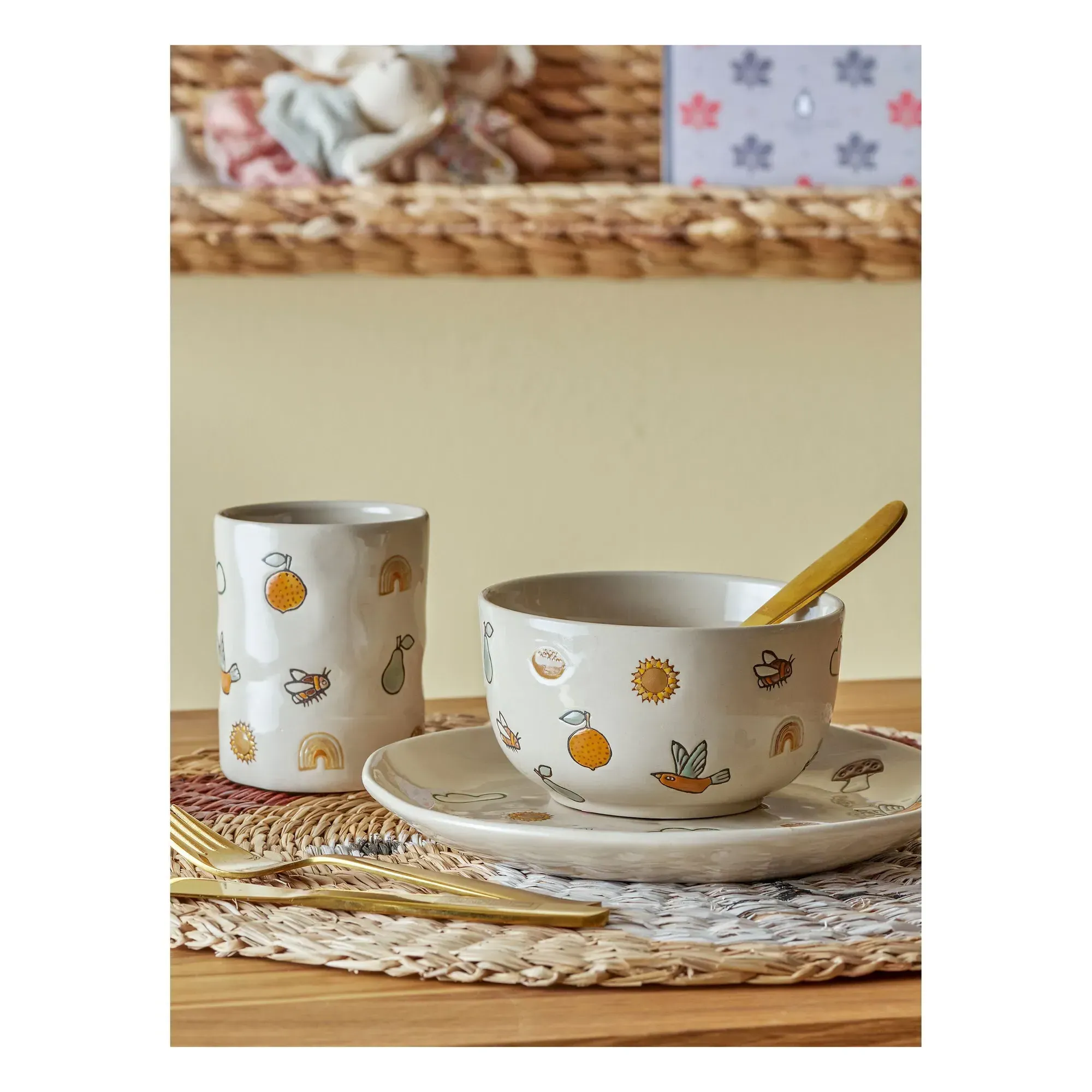 Agnès Stoneware Crockery Set - White alternate view