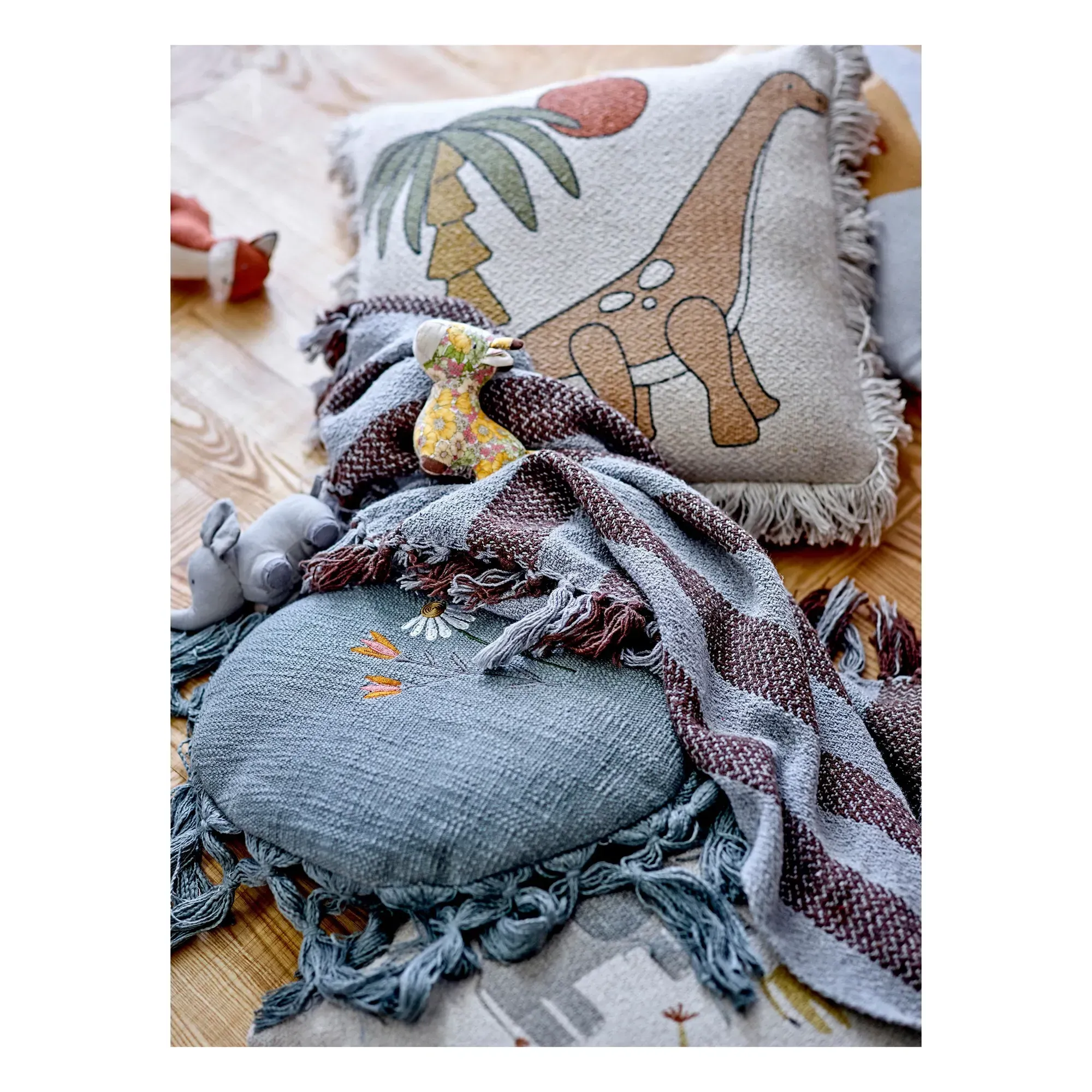 Elinna Round Cushion with Tassels - Blue, Cotton alternate view