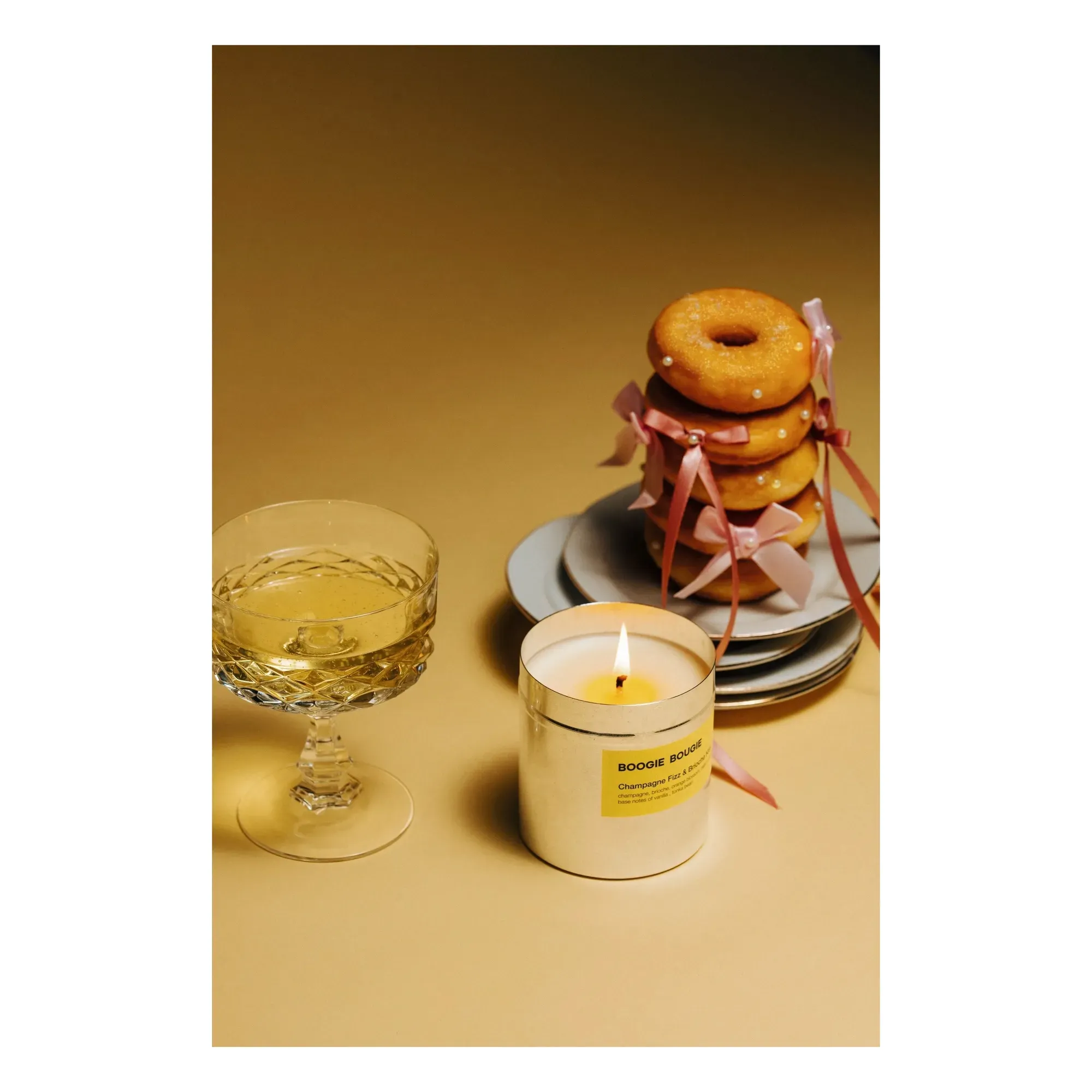 Champagne Fizz & Brioche Kiss Scented Candle - Soy Wax alternate view