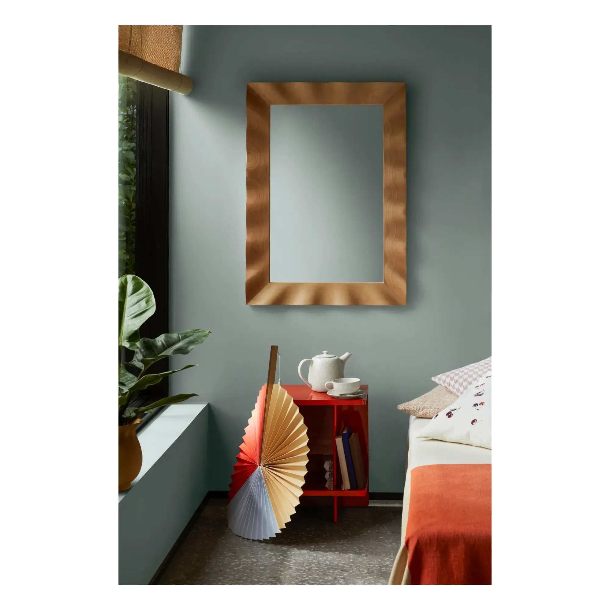 Broste Copenhagen Wavy Mirror - Beech, Wood alternate view