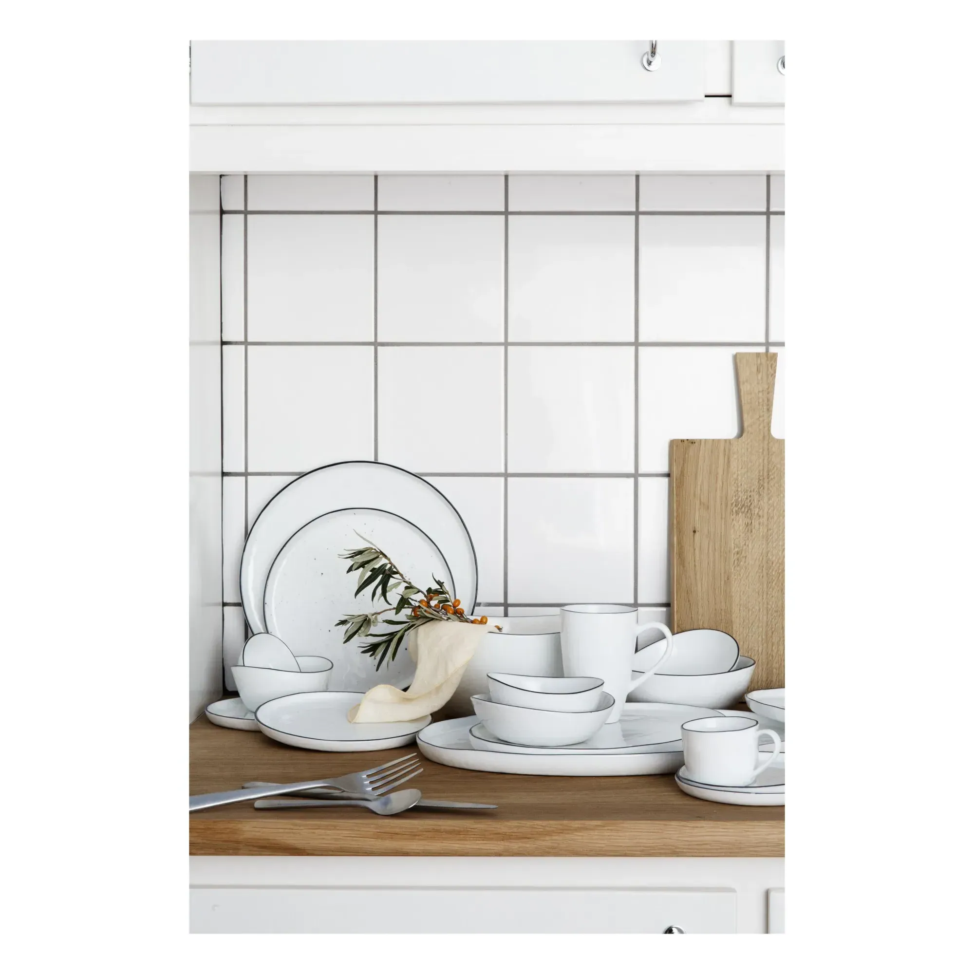 Salt Porcelain Plate - White alternate view