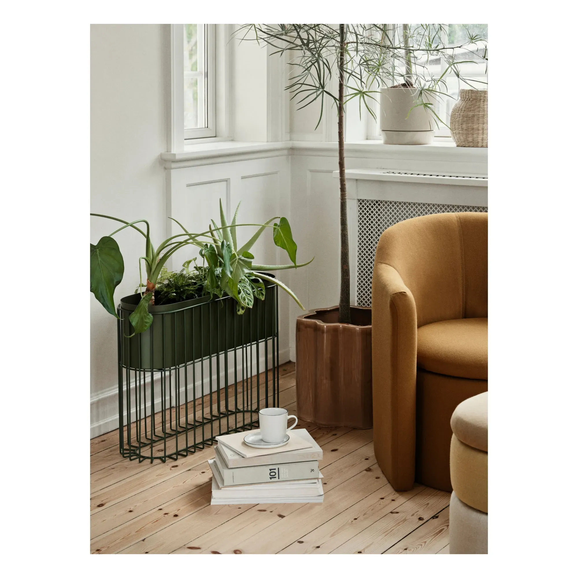 Sonja Planter - Frosted Brown, Ceramic alternate view