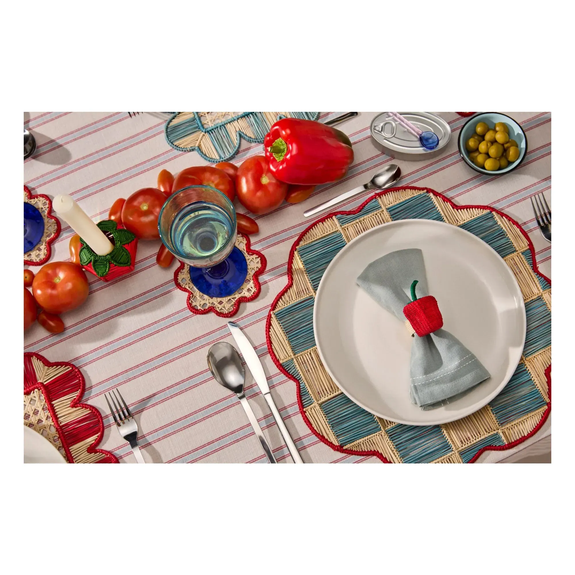 Bell Pepper Napkin Ring - Red, Toquilla Palm alternate view