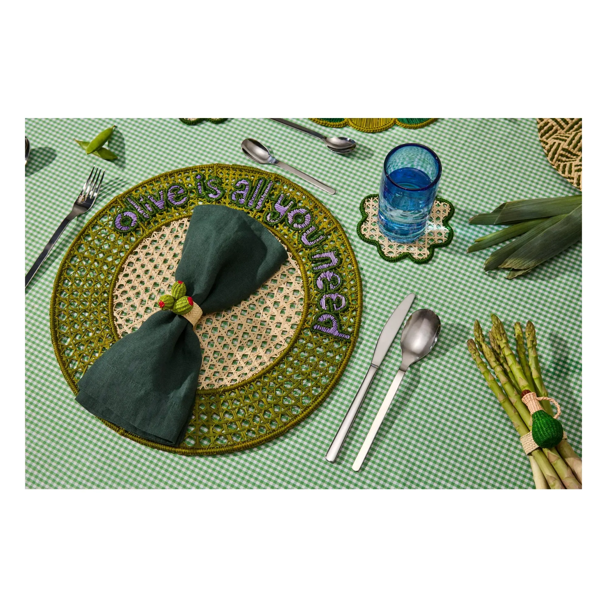 Toquilla Palm Napkin Ring - Green alternate view