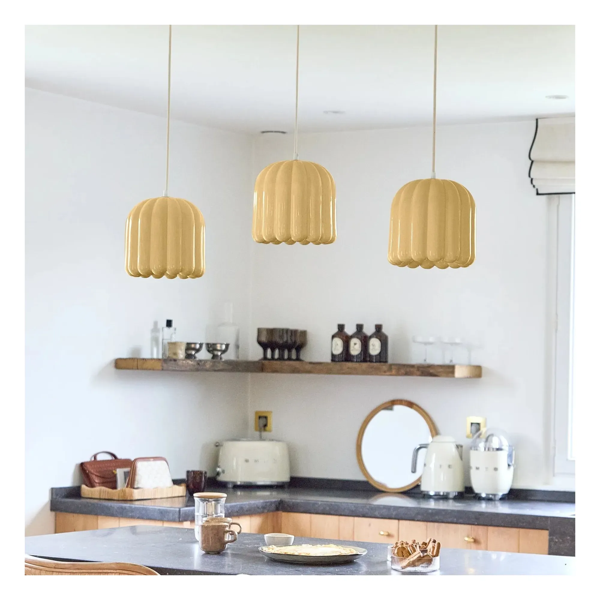 Cannelle Pendant Light - Sandy, Ceramic product