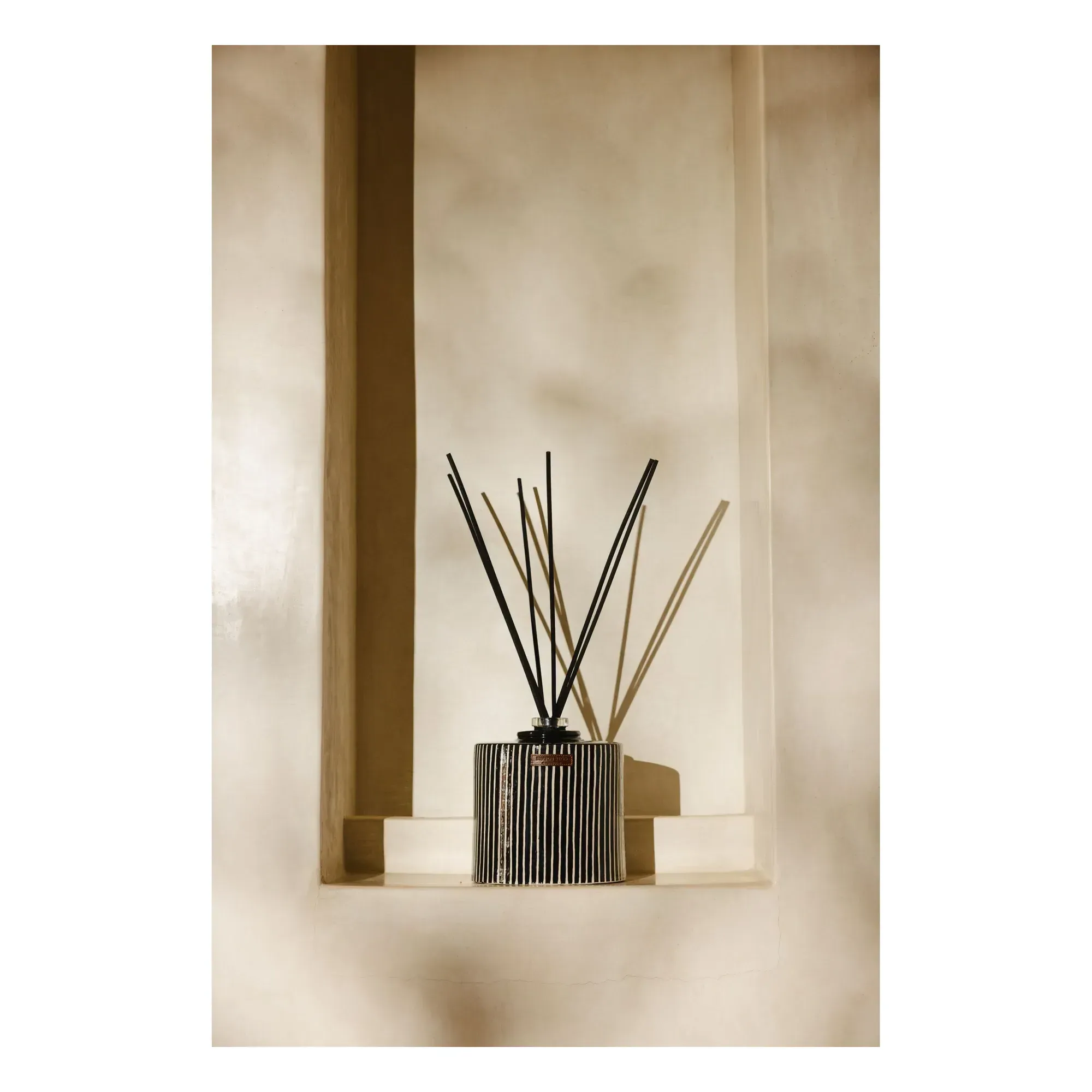 Zébré Mandarine Majorelle 500ml Reed Diffuser - Mandarin Orange alternate view