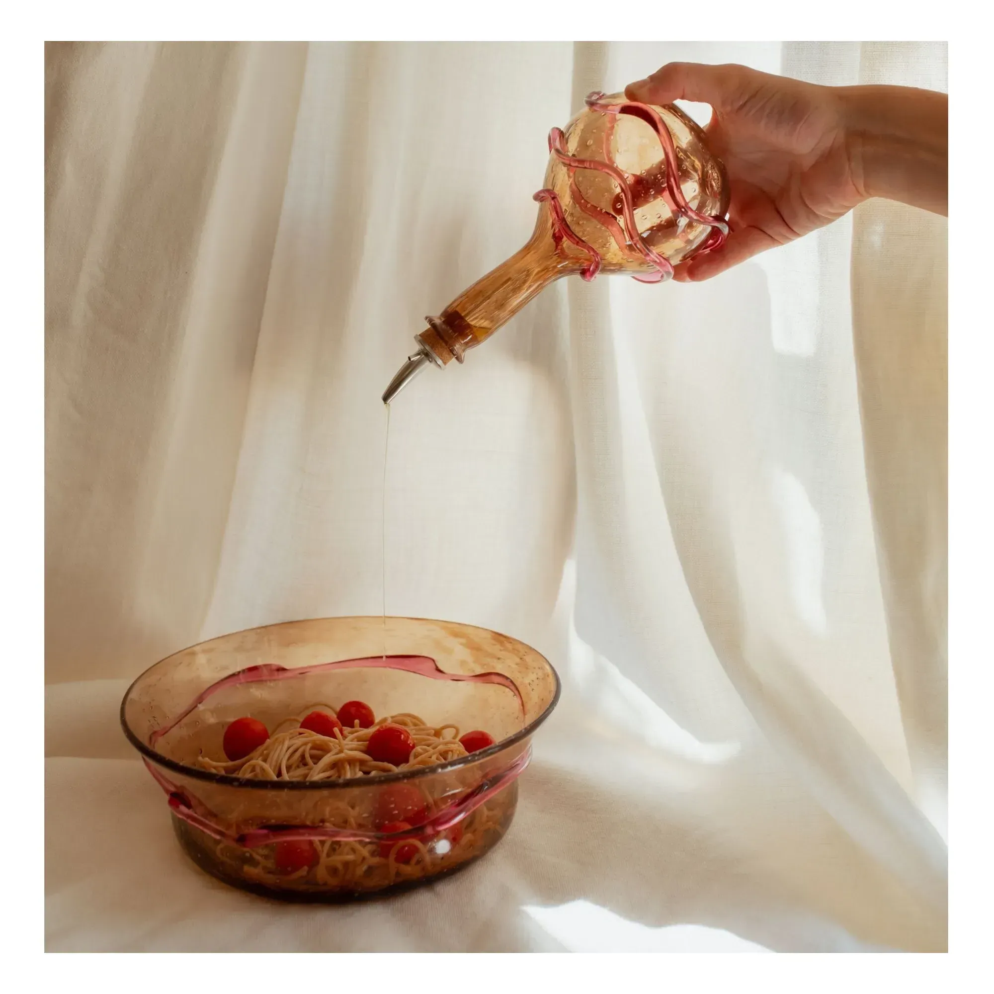 Romeo Round Salad Bowl - Pink, Glass alternate view