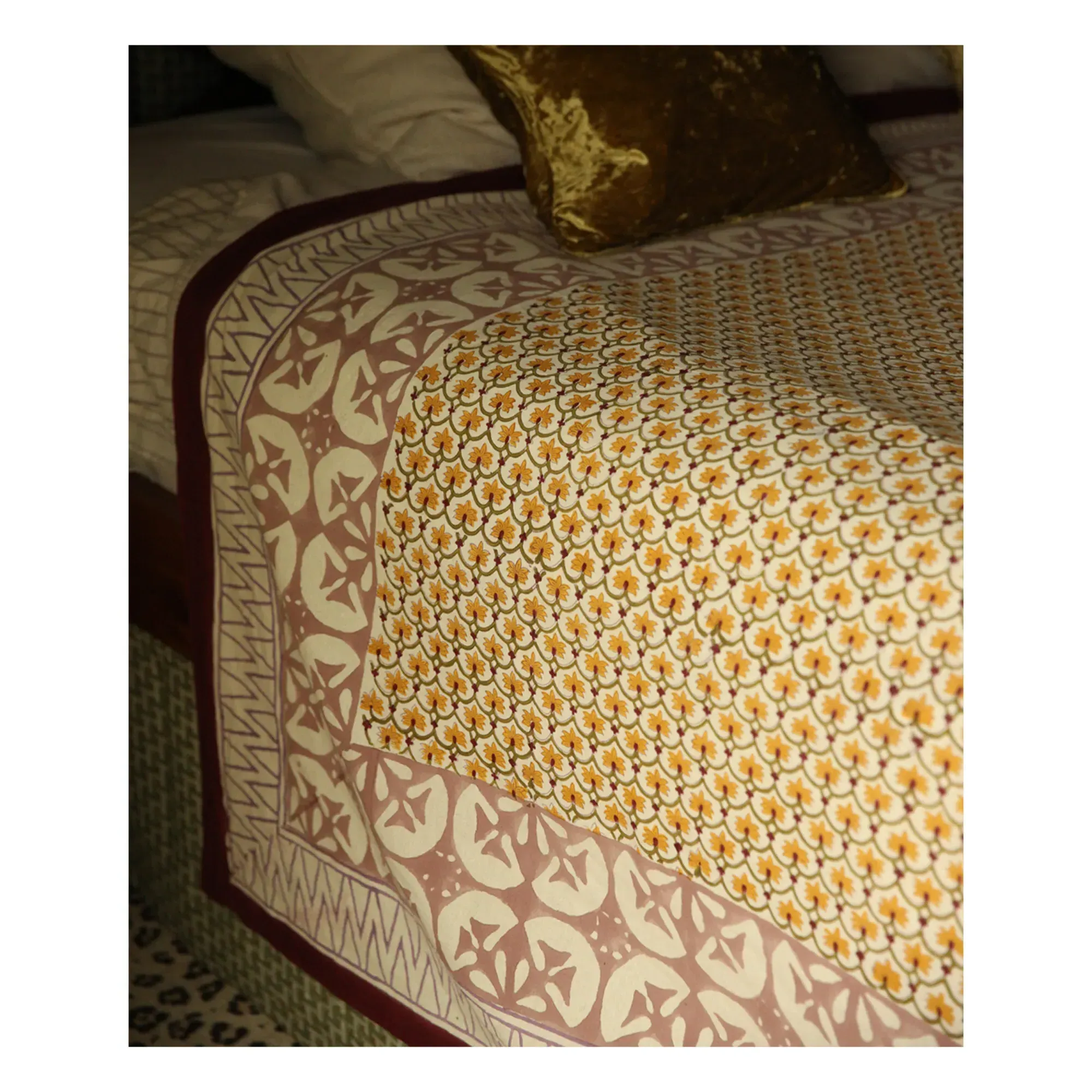 Dani Slick Tablecloth with Tote Bag - Multicoloured, Cotton alternate view