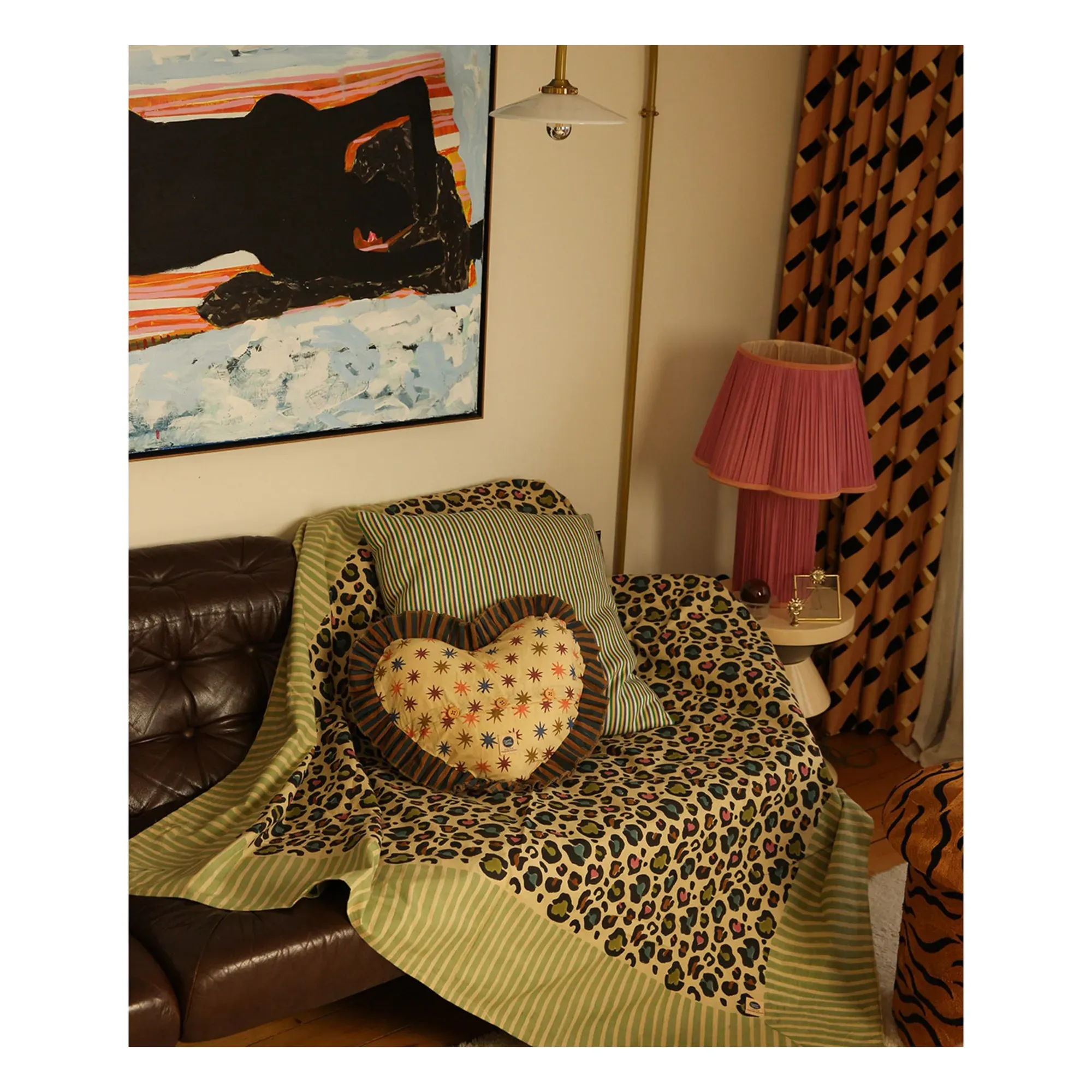 Noa Star Heart-Shaped Cushion with Ruffled Edges - Multicoloured, Cotton alternate view